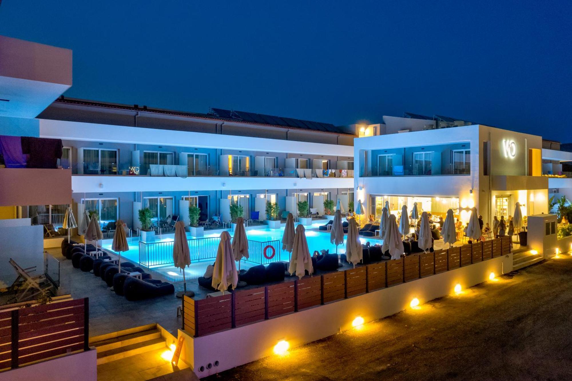 Hotel White Olive Premium 4*