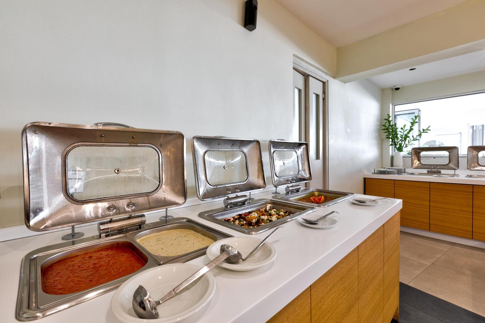 Hotel White Olive Premium 4*