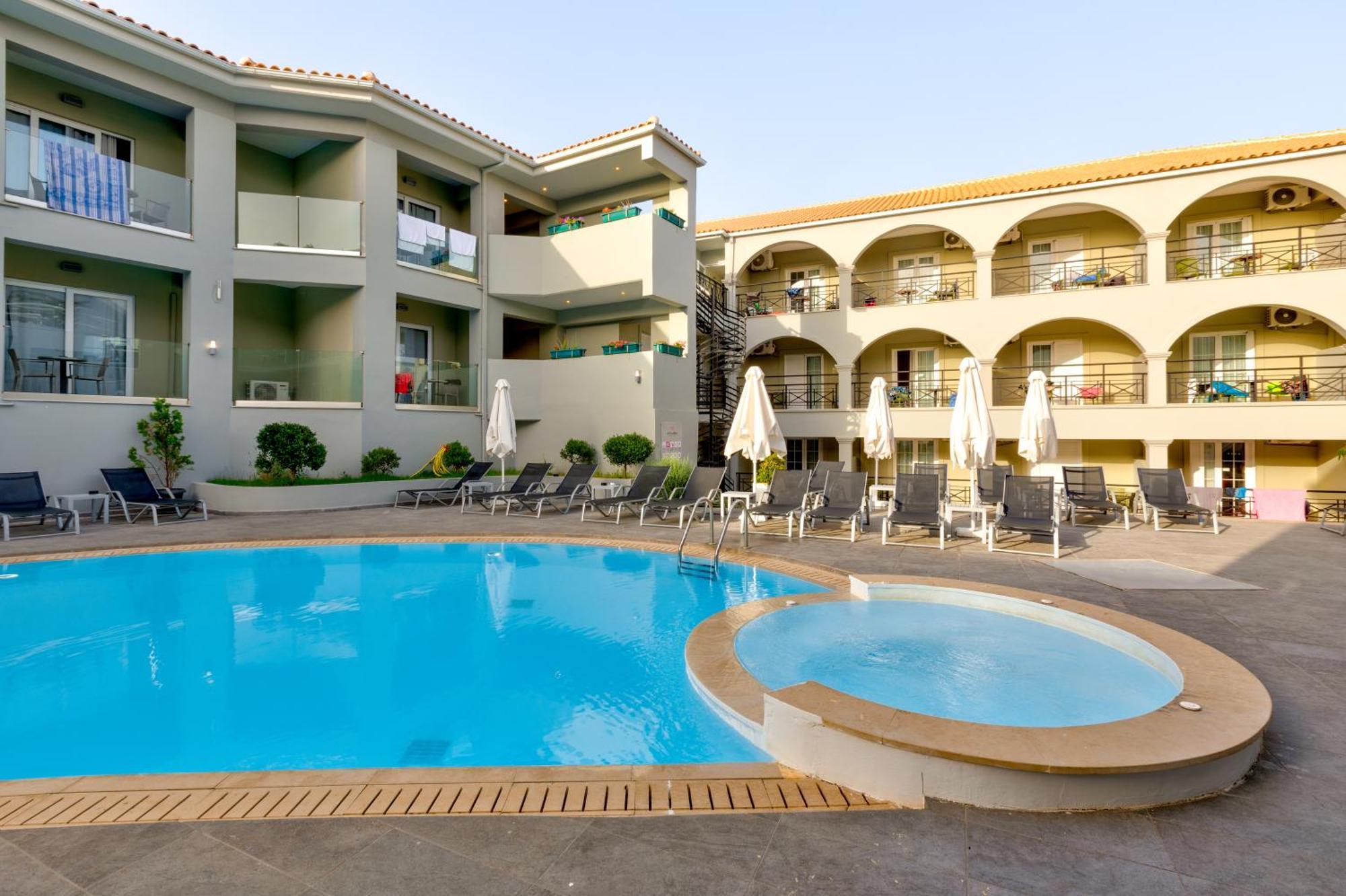 Hotel White Olive Premium