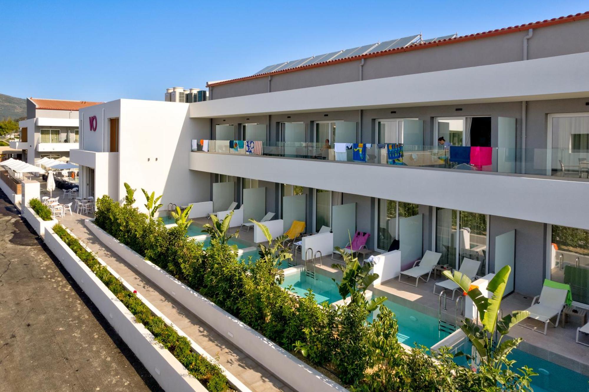 Hotel White Olive Premium