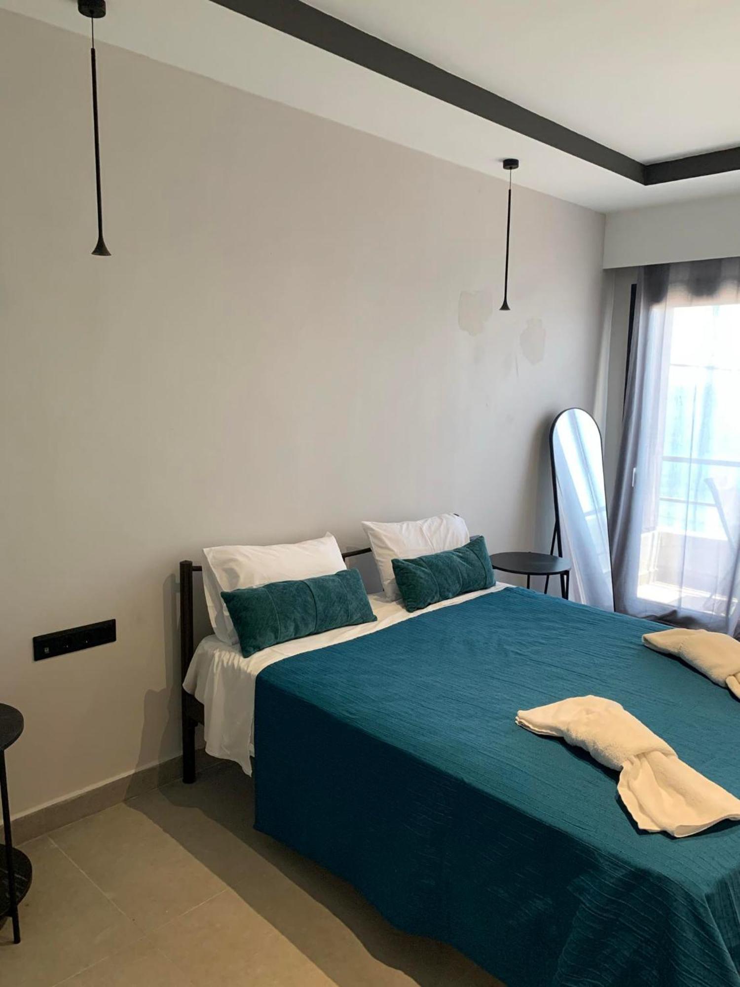 Andreas Hotel *
