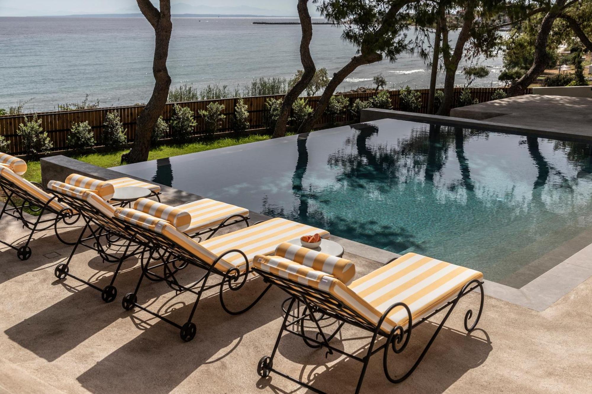 Bozonos Slow Living - Seaside Simplicity Amoudi