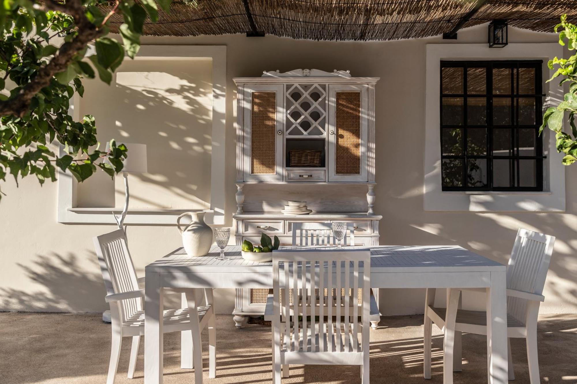 Bozonos Slow Living - Seaside Simplicity *