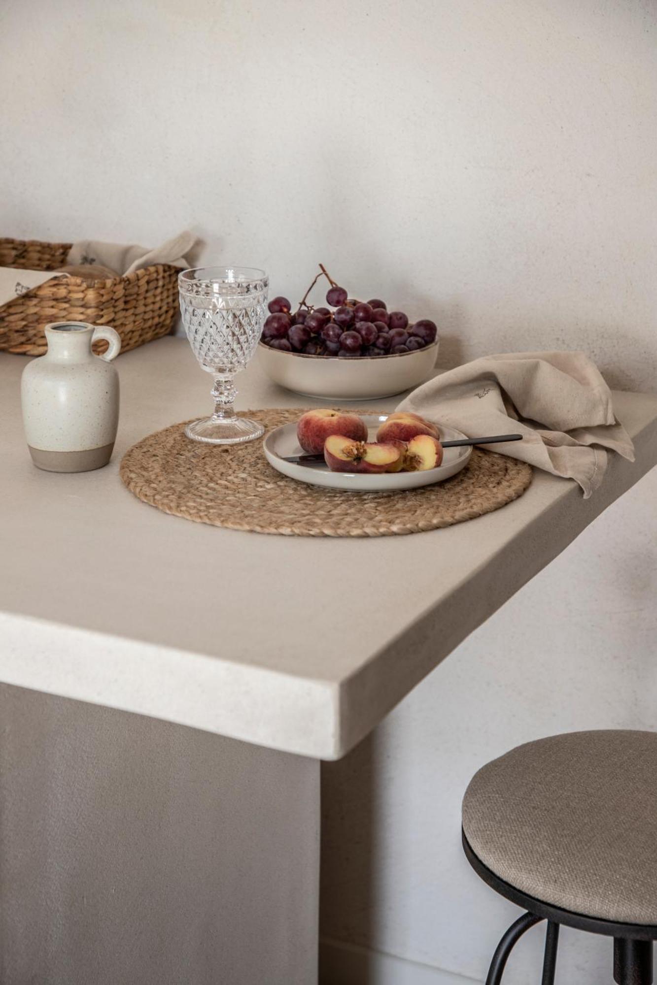 Bozonos Slow Living - Seaside Simplicity *