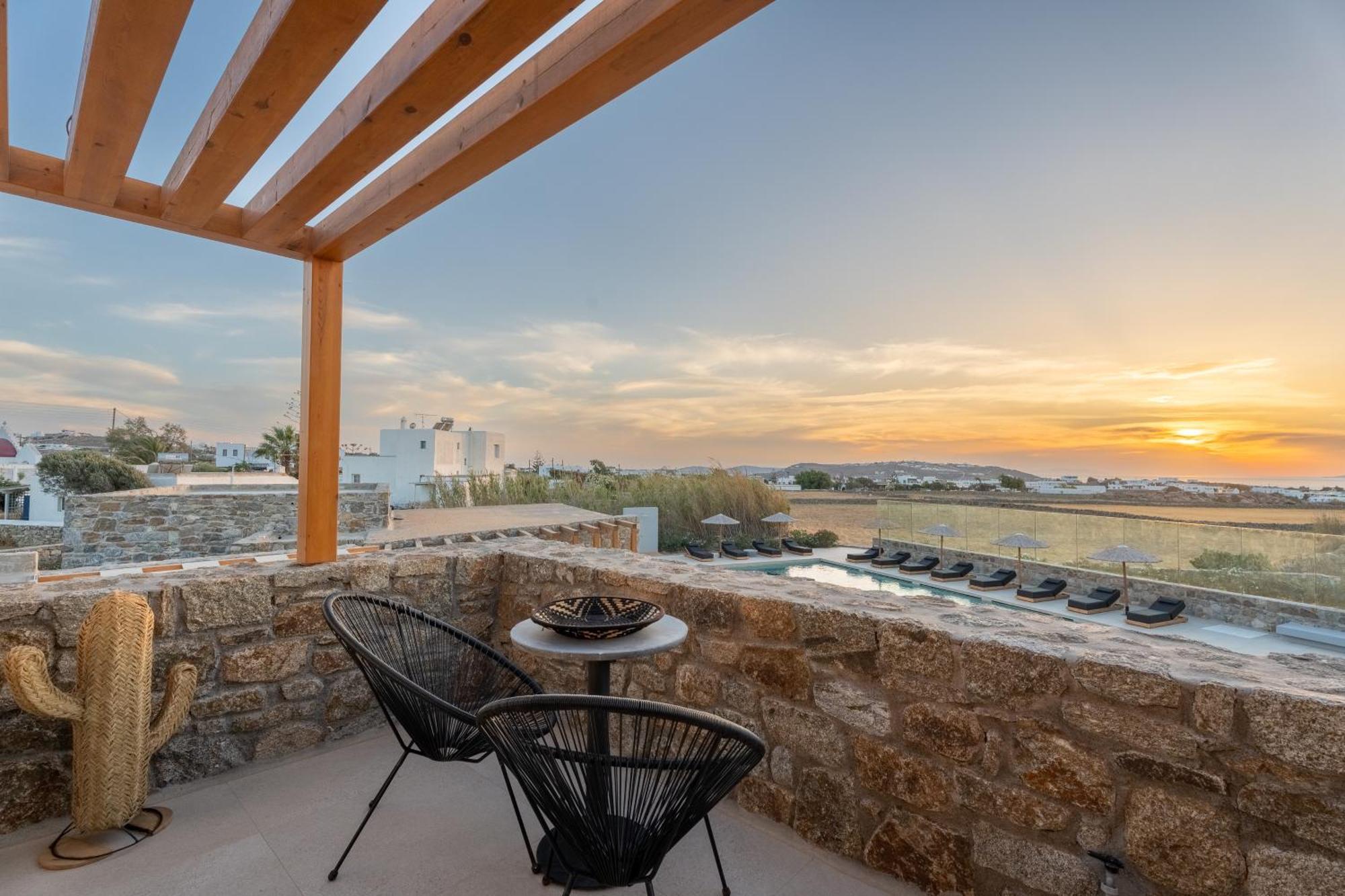 Regency Sunset Apartment