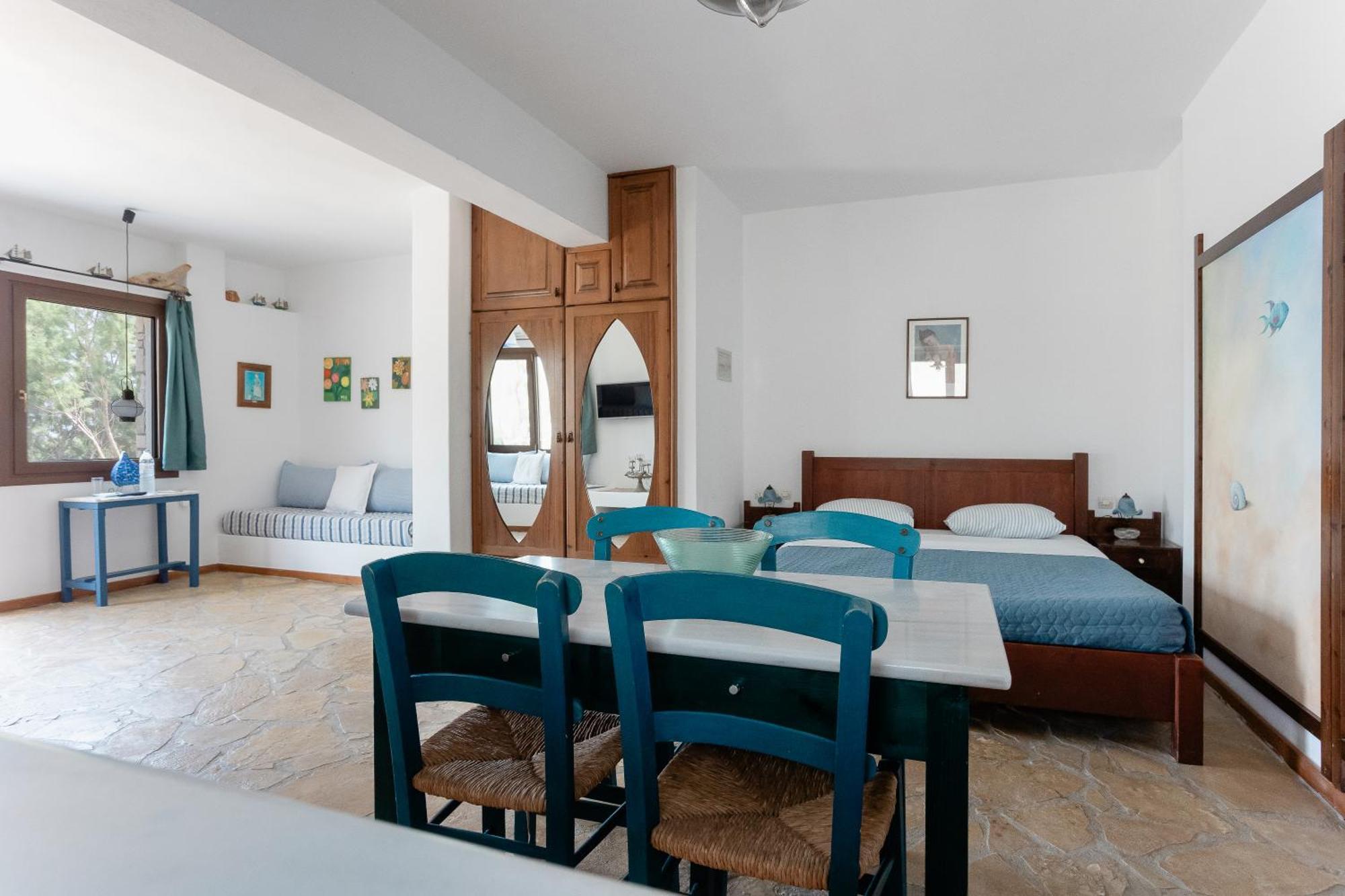Iliatoras 3*