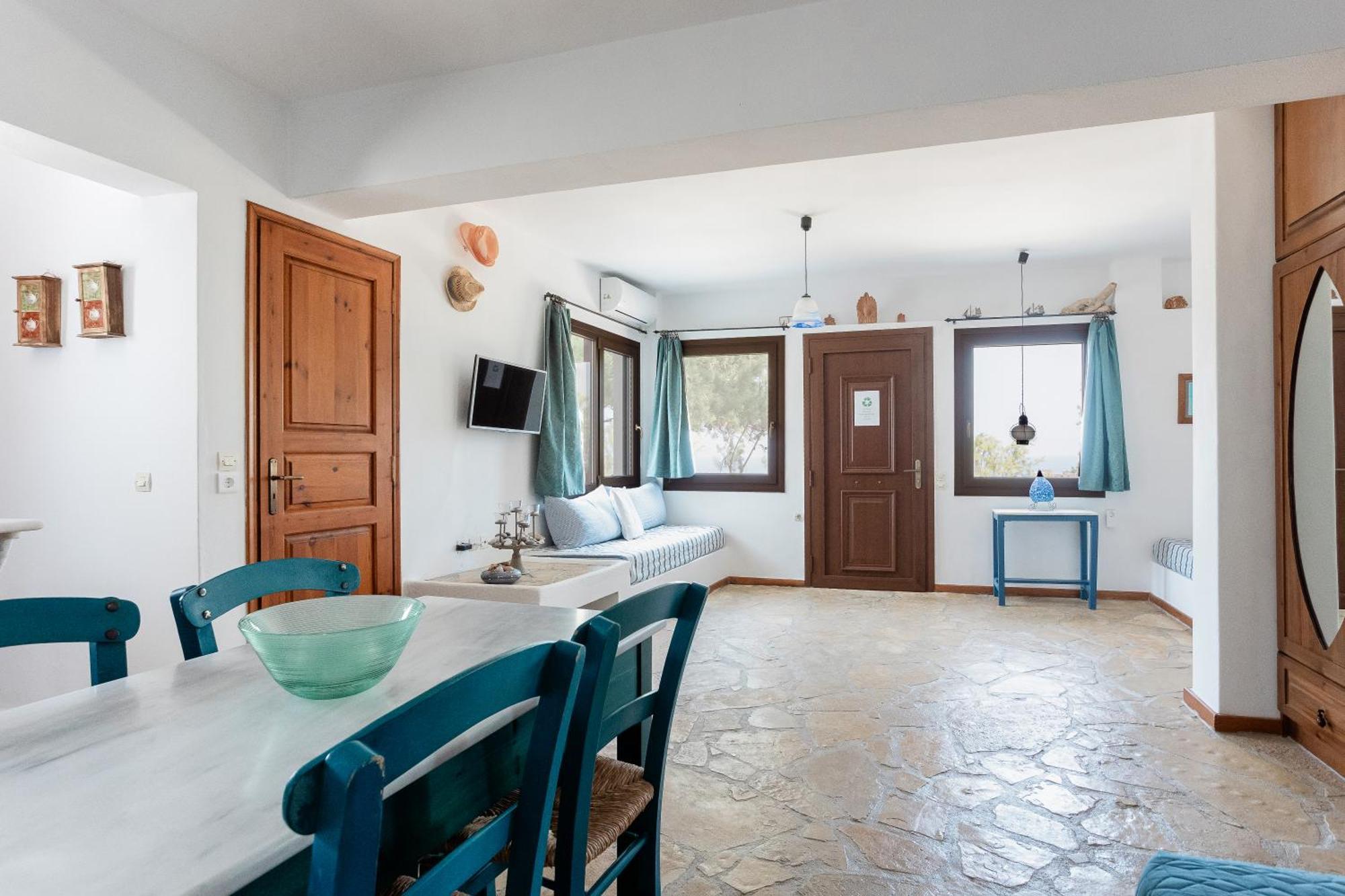 Aparthotel Iliatoras