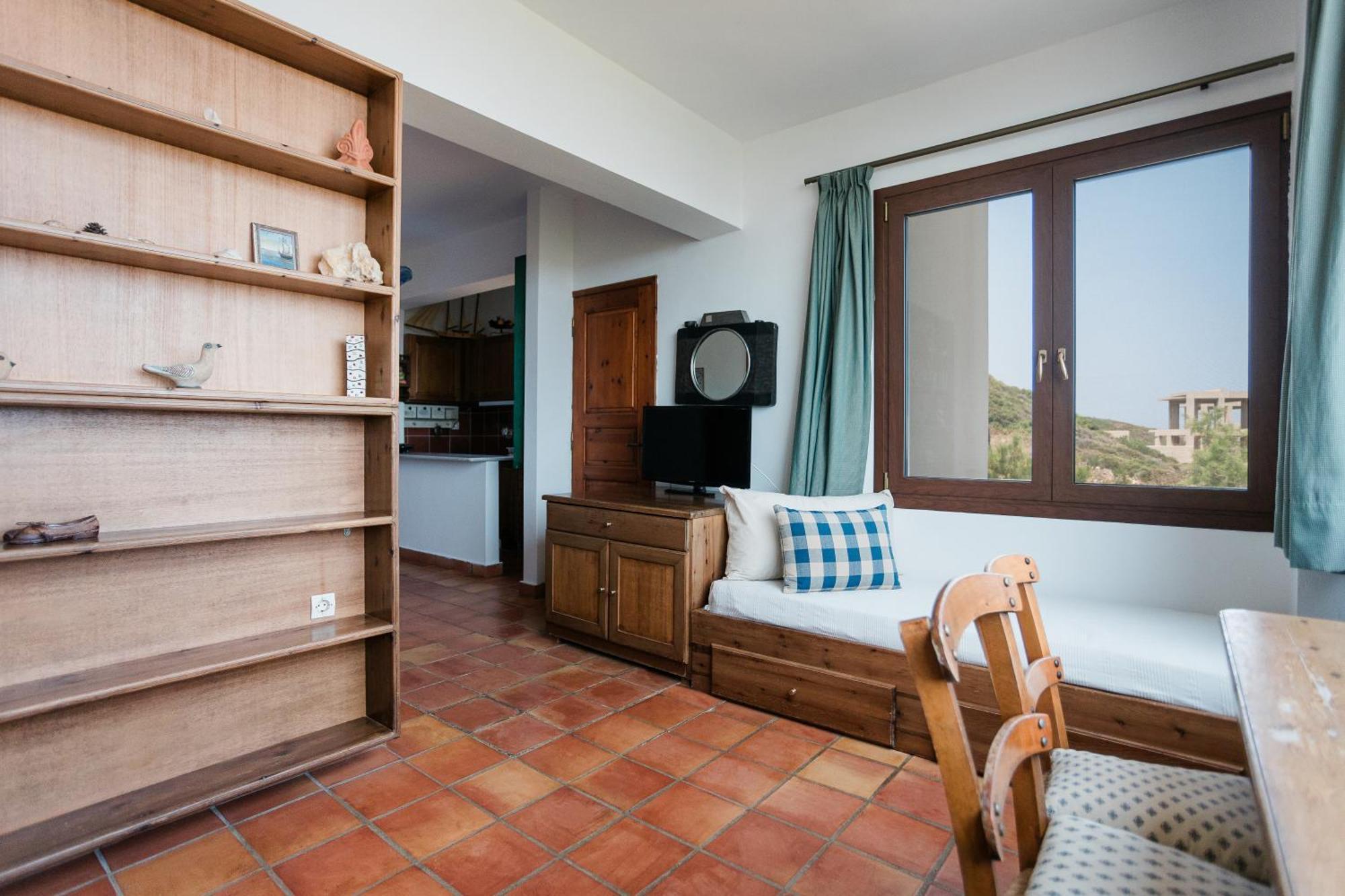 Iliatoras Aparthotel Agia Pelagia (Crete)