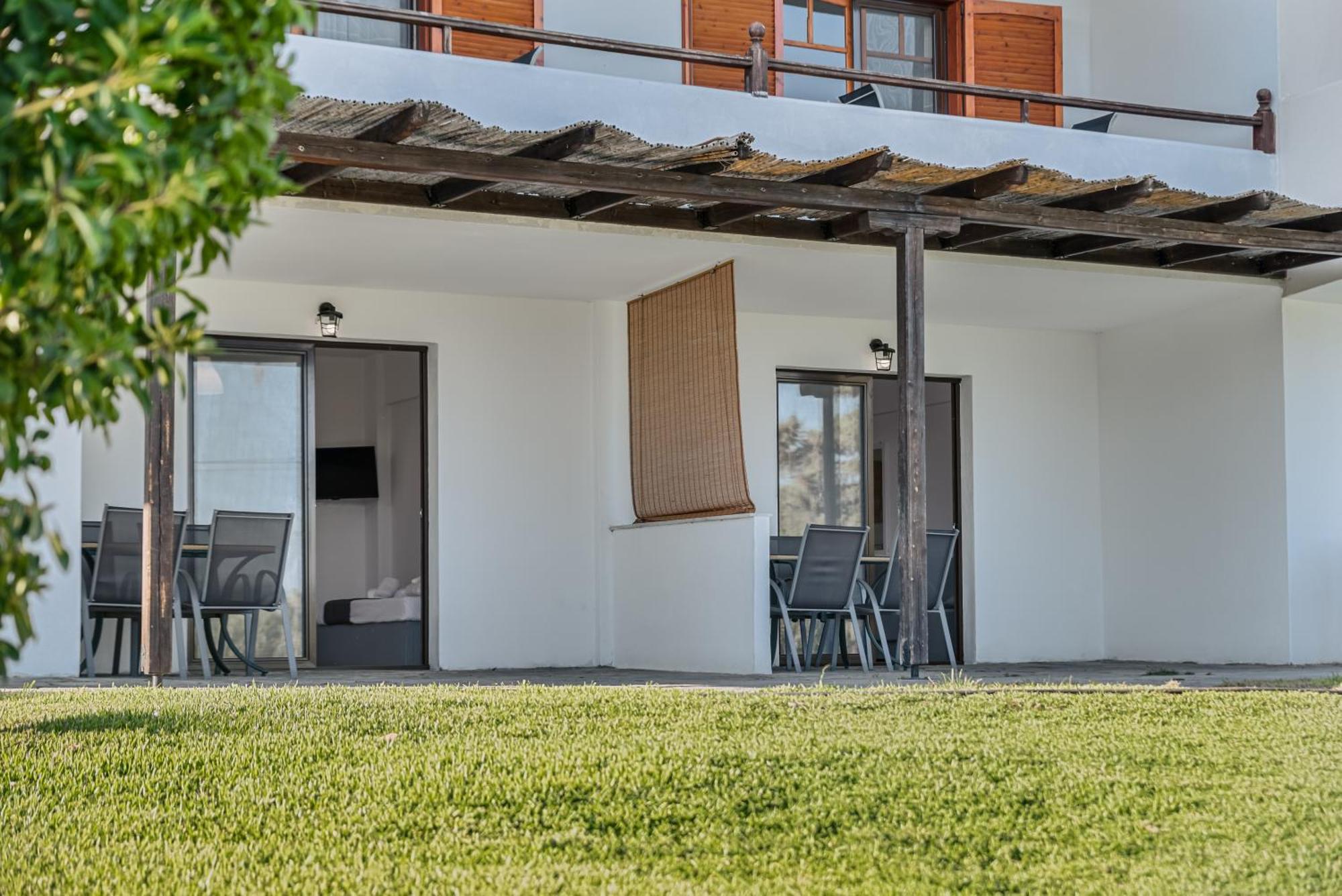 Katerina's Garden Holiday home Mola Kalyva