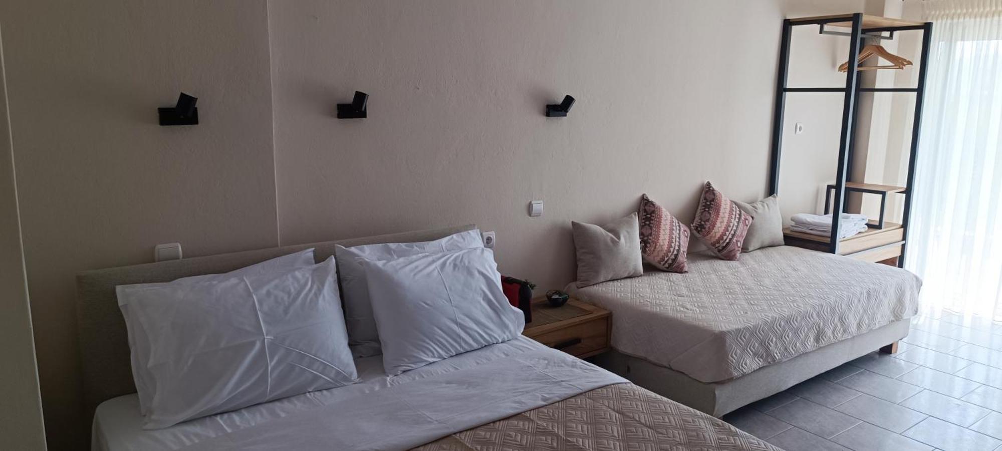 Nick Homestay *