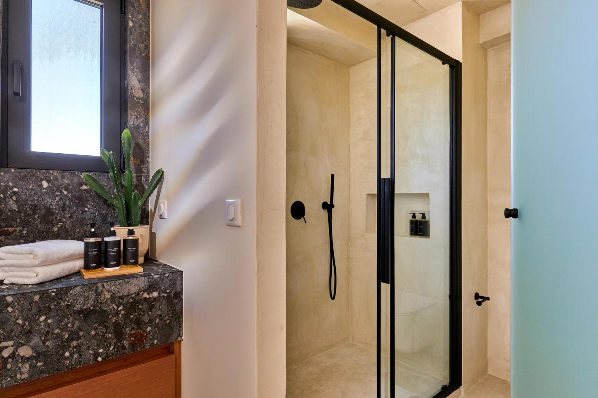 The Nook - Luxury Living At The Edge Of Tranquility * Gazi