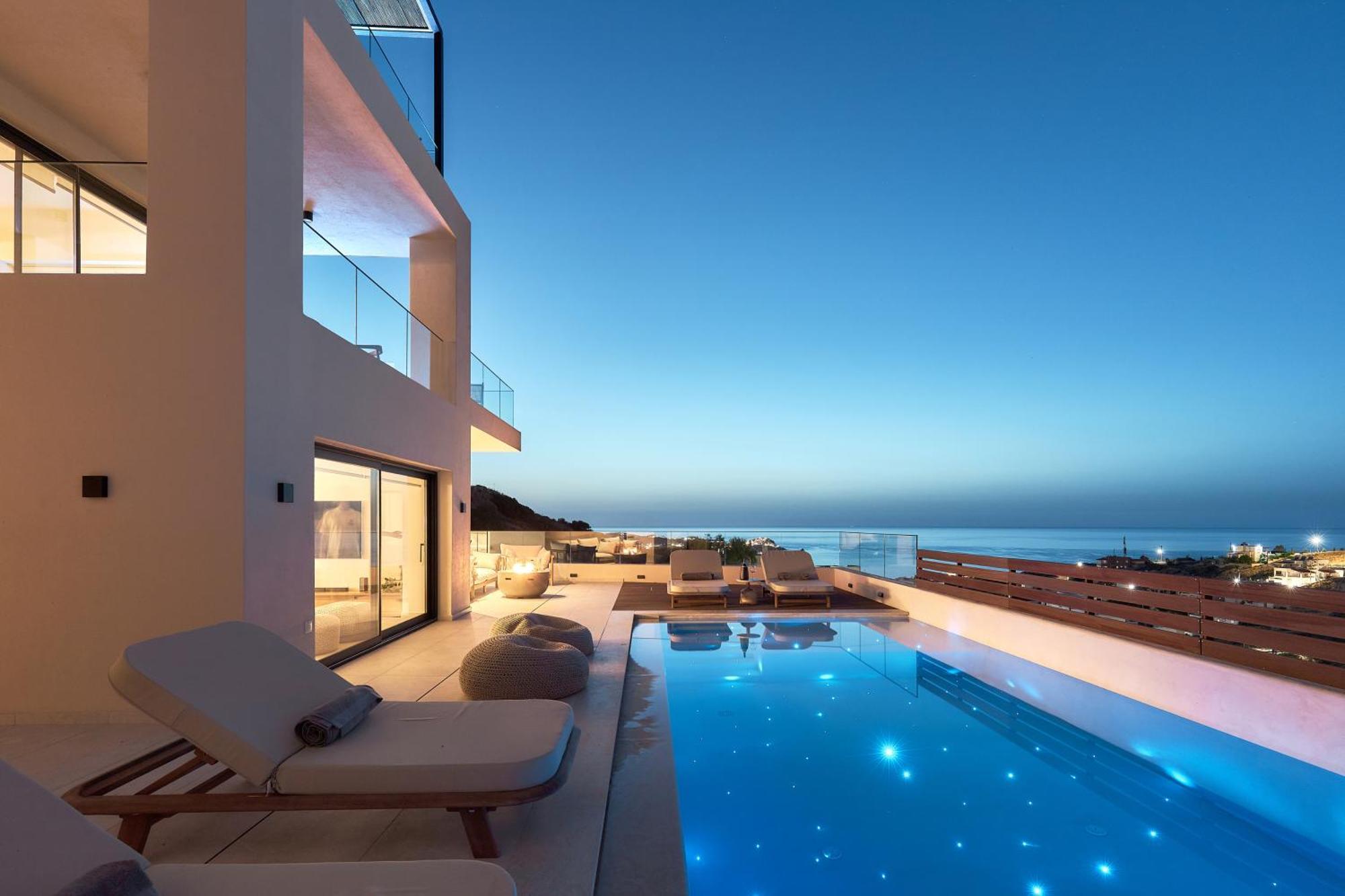 The Nook - Luxury Living At The Edge Of Tranquility Villa *