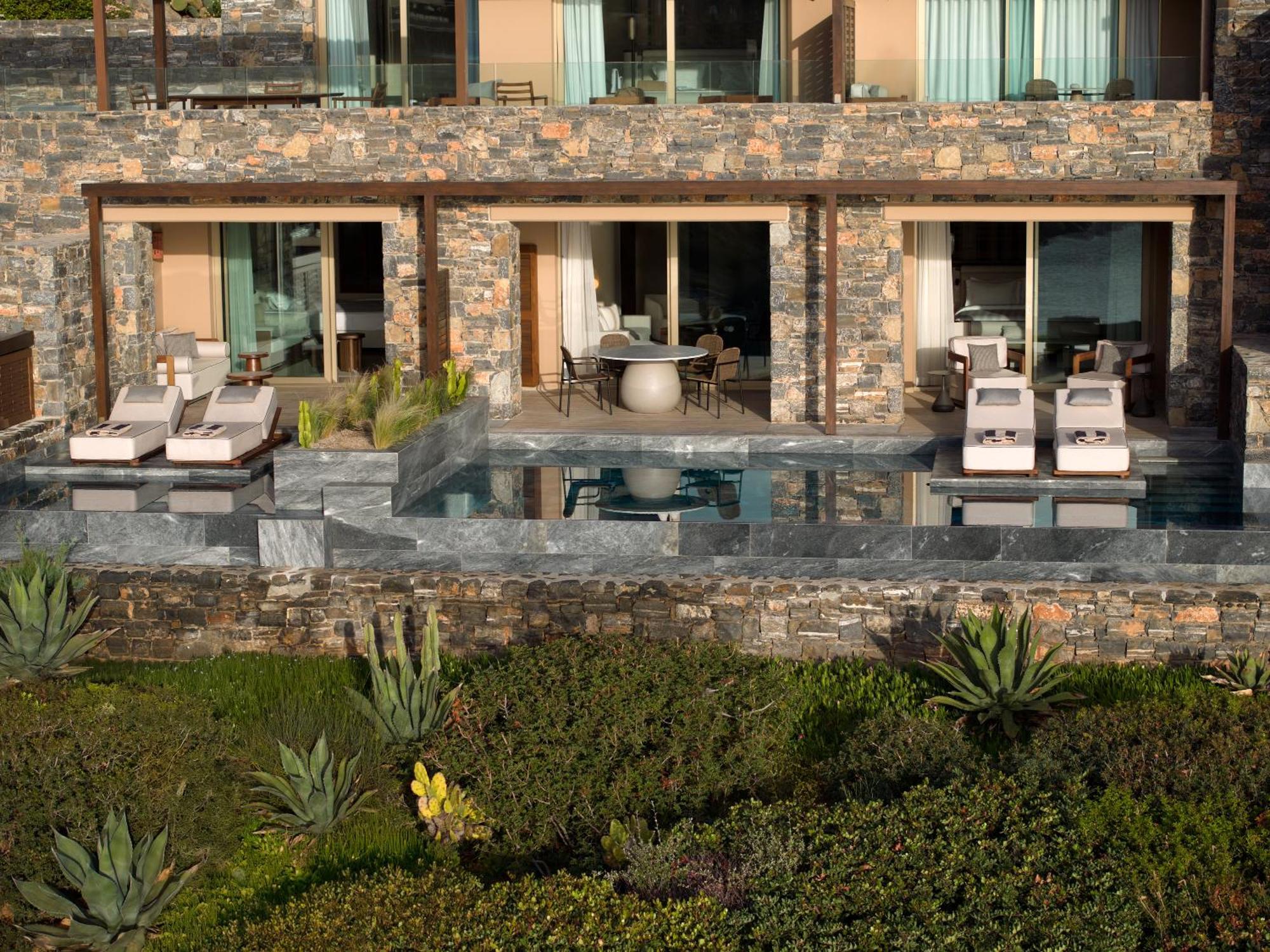 Daios Cove Resort Vathy (Crete)