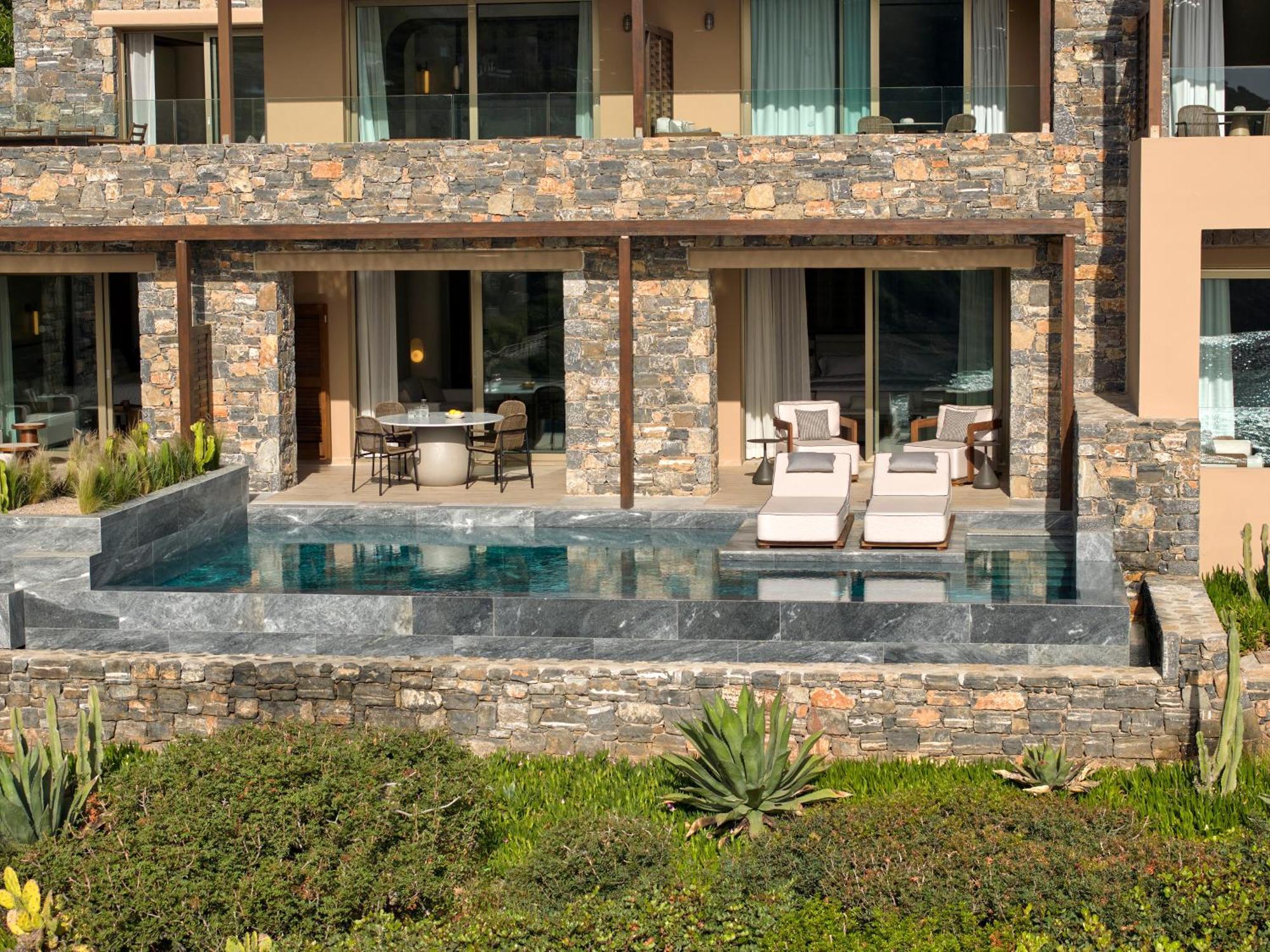 Daios Cove Resort 5*