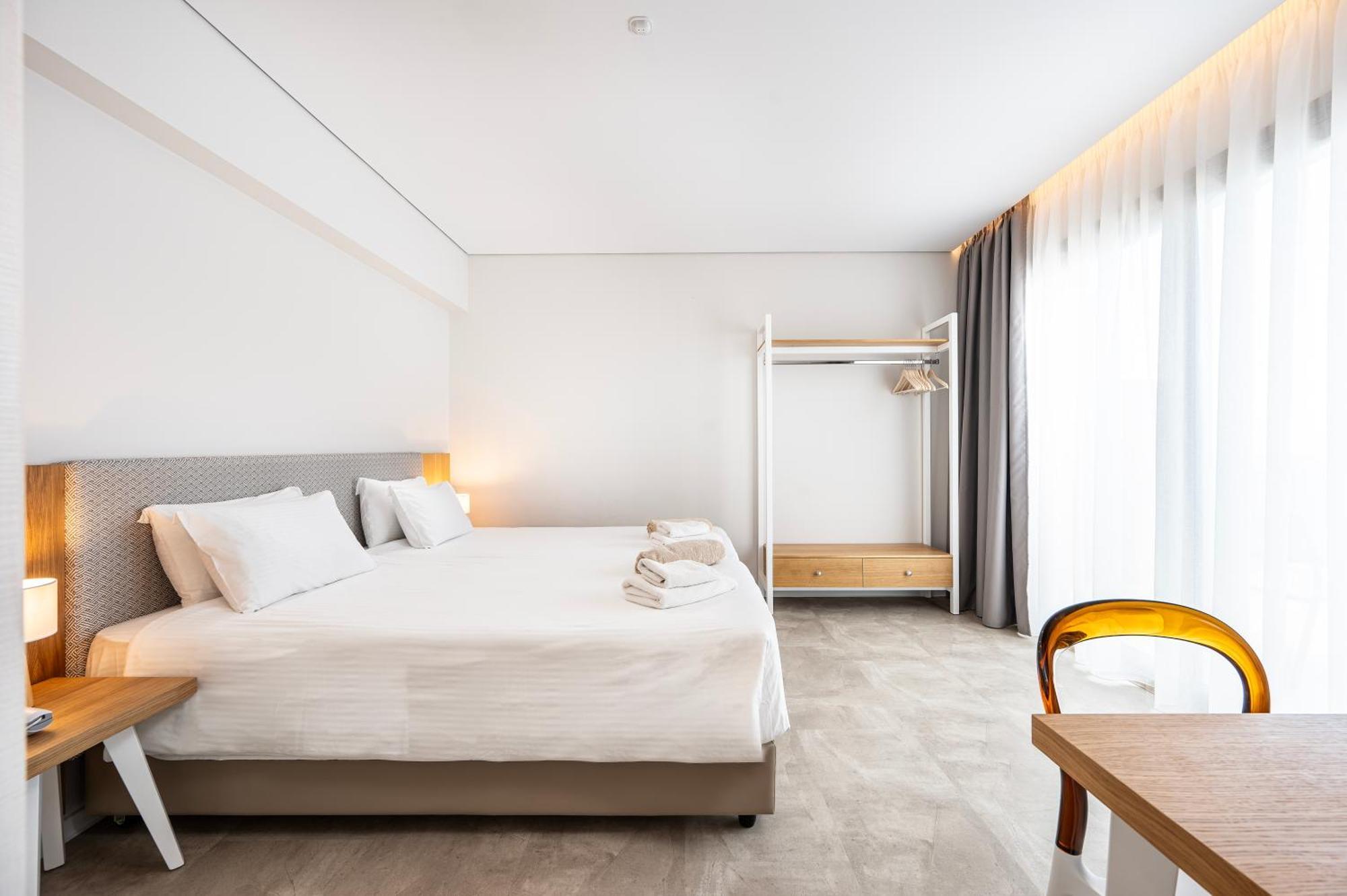 Resort Athina Palace & 5*
