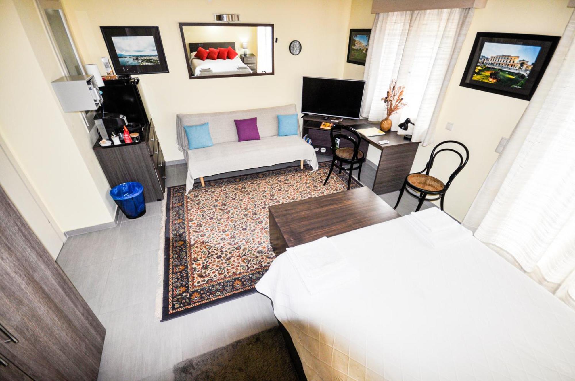 Homestay In Corfu Town