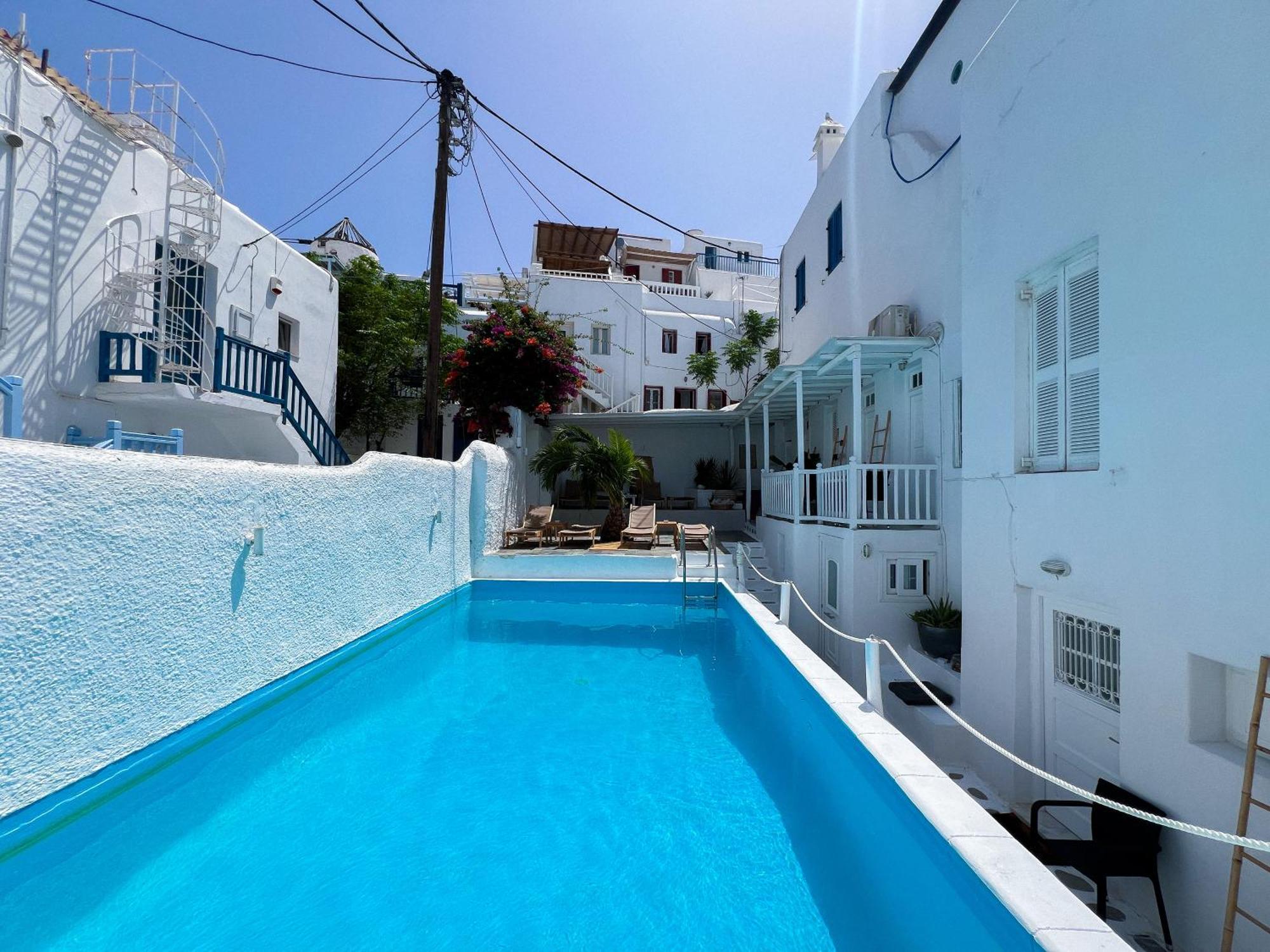 Kamara & * Mykonos Town