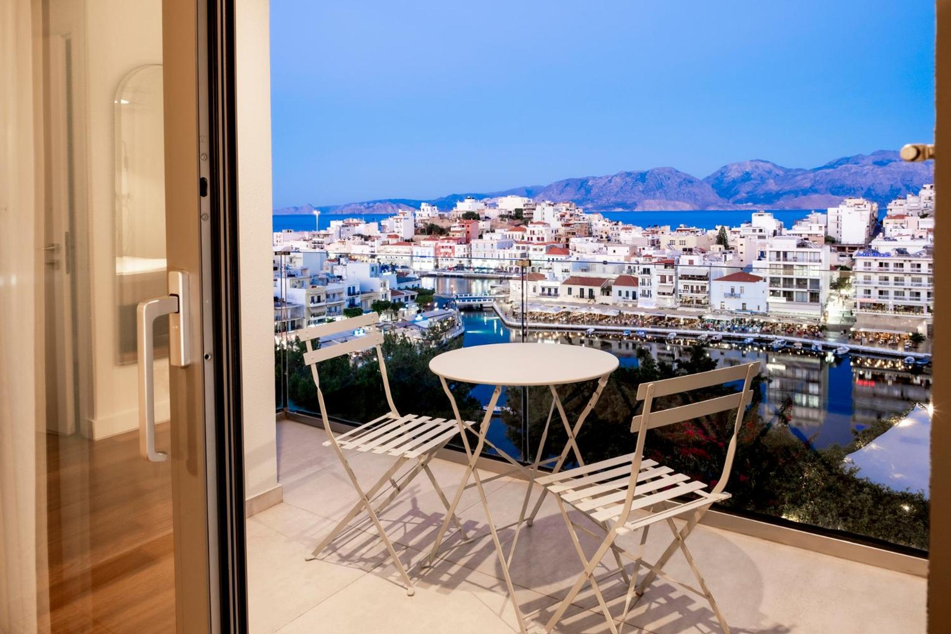 Apartment σπίτι με τζακούζι - θέα θάλασσα και λίμνη By Giomameze *