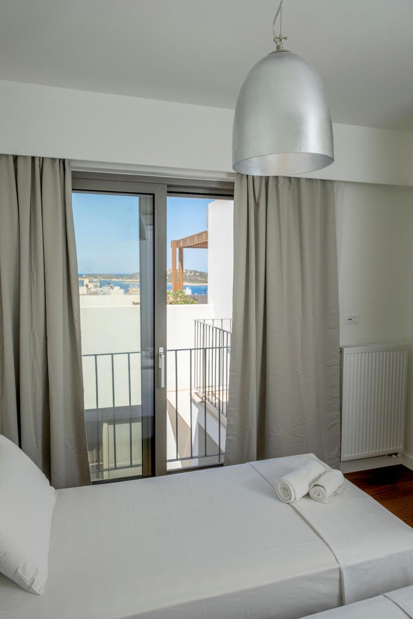 Apartment σπίτι με τζακούζι - θέα θάλασσα και λίμνη By Giomameze Agios Nikolaos (Crete)