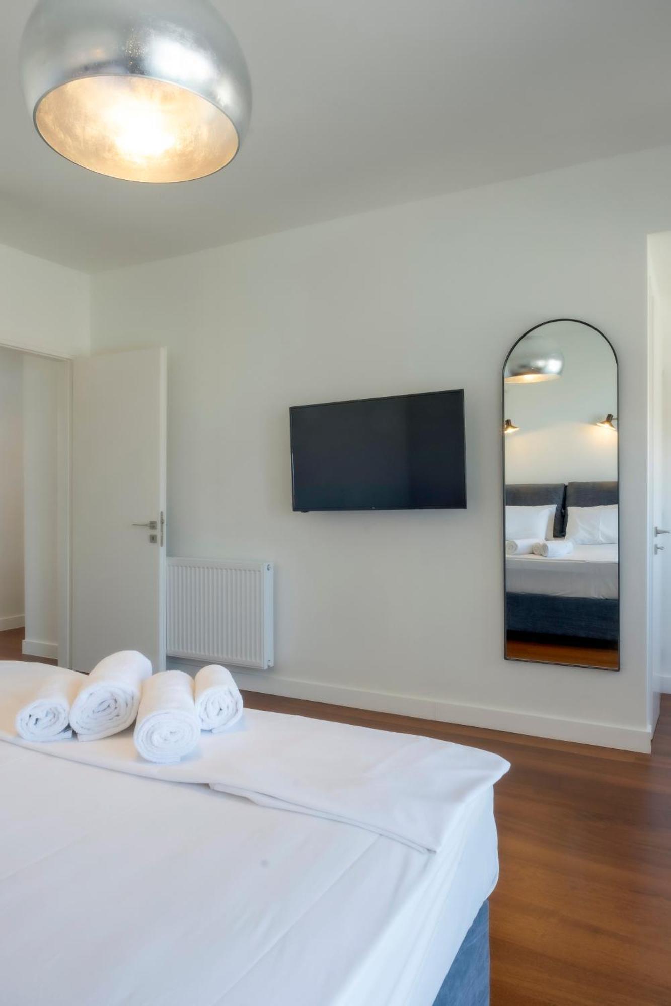 σπίτι με τζακούζι - θέα θάλασσα και λίμνη By Giomameze Apartment Agios Nikolaos (Crete)