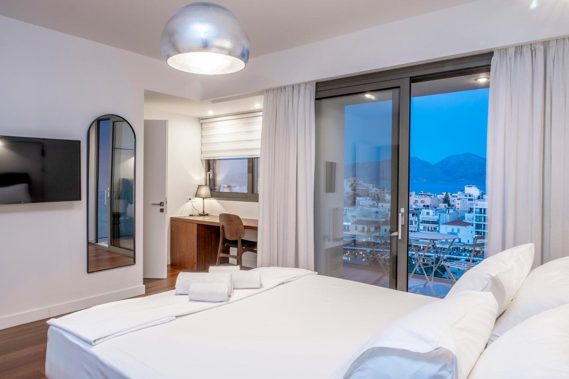 σπίτι με τζακούζι - θέα θάλασσα και λίμνη By Giomameze Apartment Agios Nikolaos (Crete)