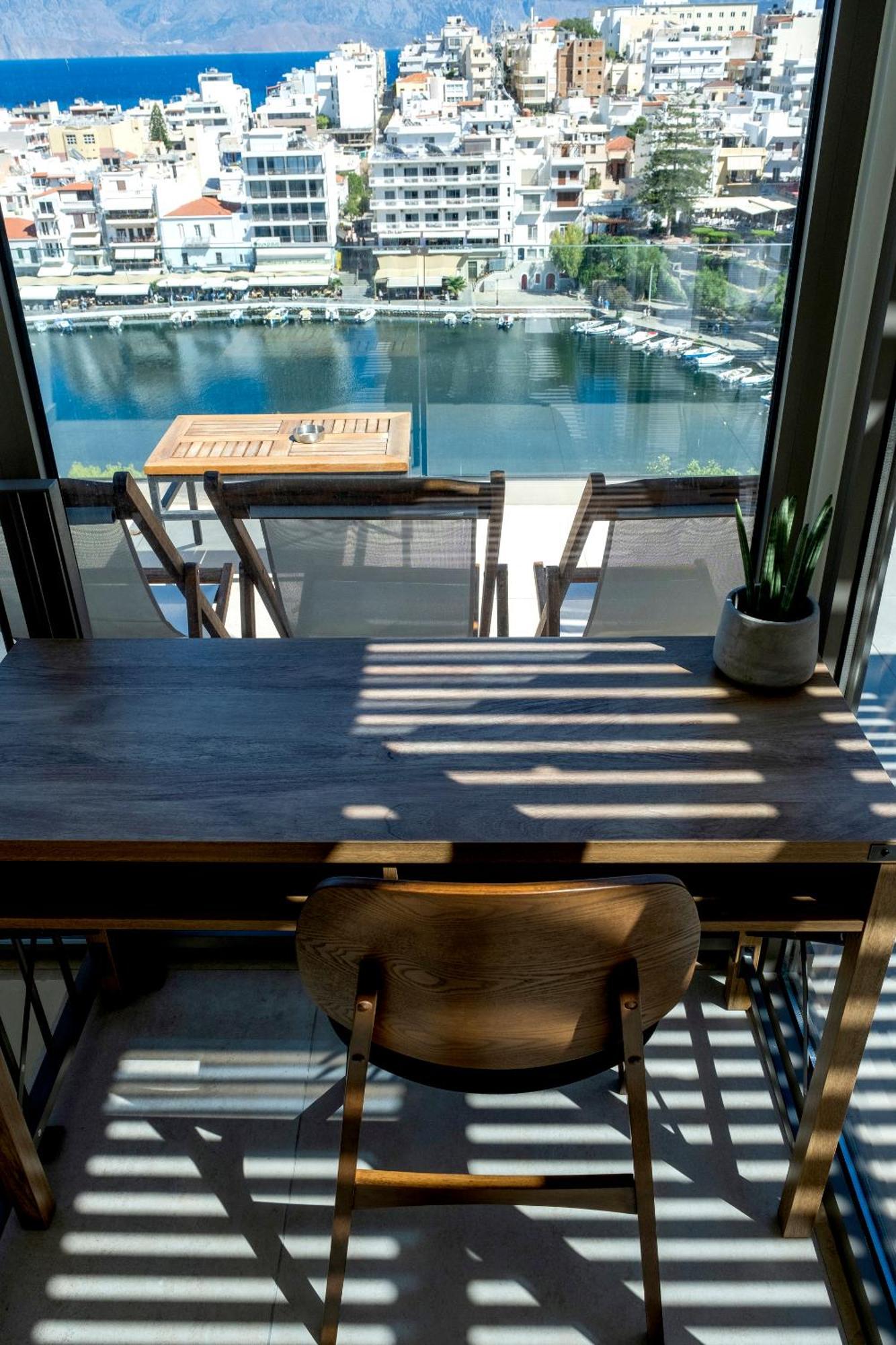 σπίτι με τζακούζι - θέα θάλασσα και λίμνη By Giomameze Apartment Agios Nikolaos (Crete)