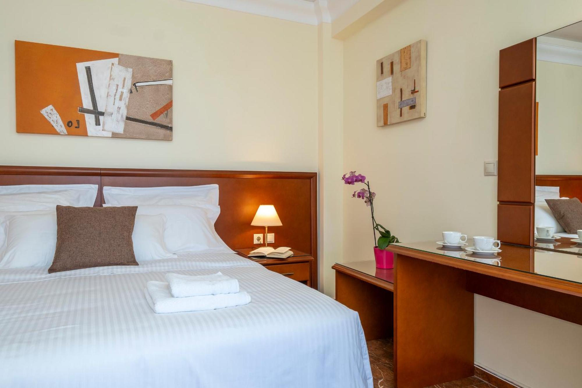 Hotel Porto Alegre 3*