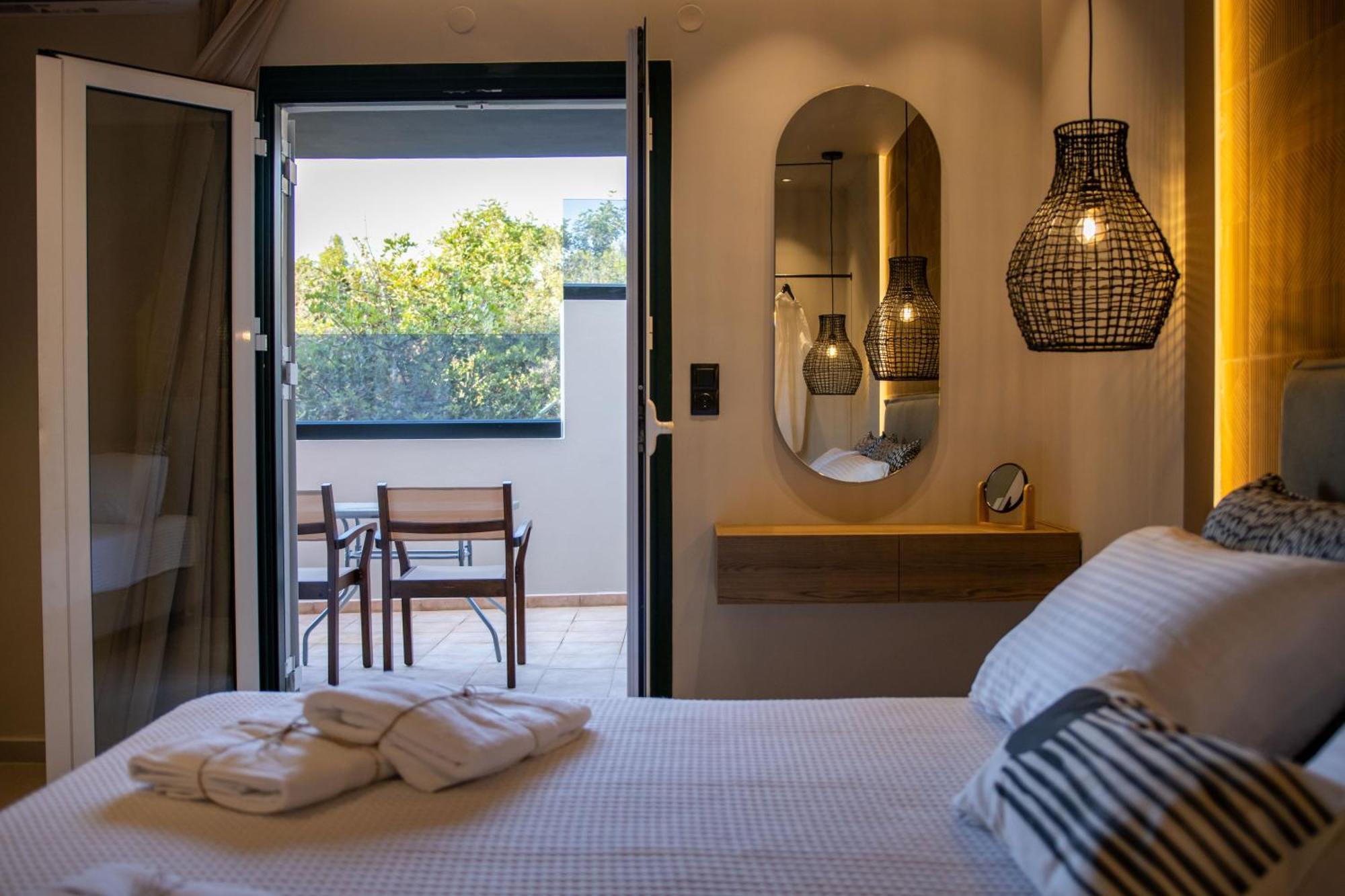 Mary Sofi Residences By Estia Stalida