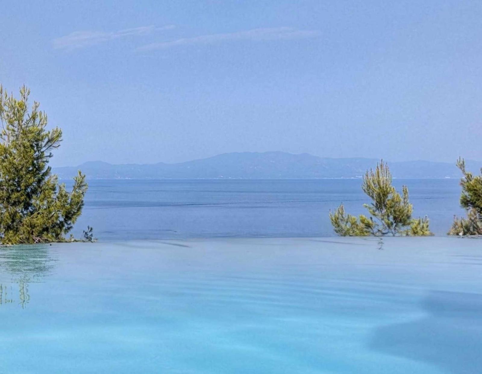 Blue Dream Aparthotel Afytos