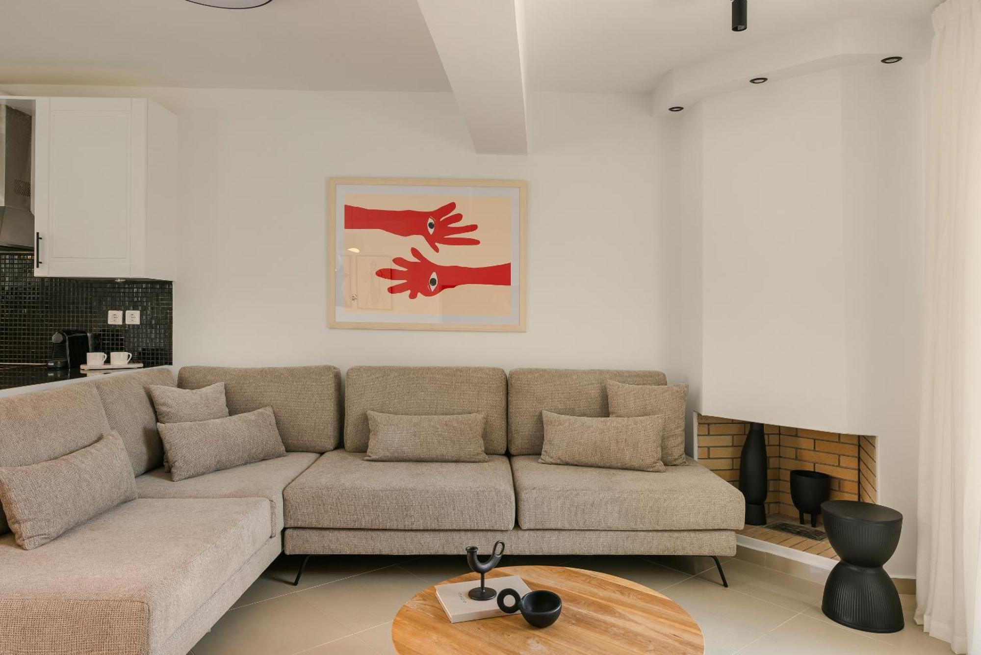 Cobi Maisonette Apartment *