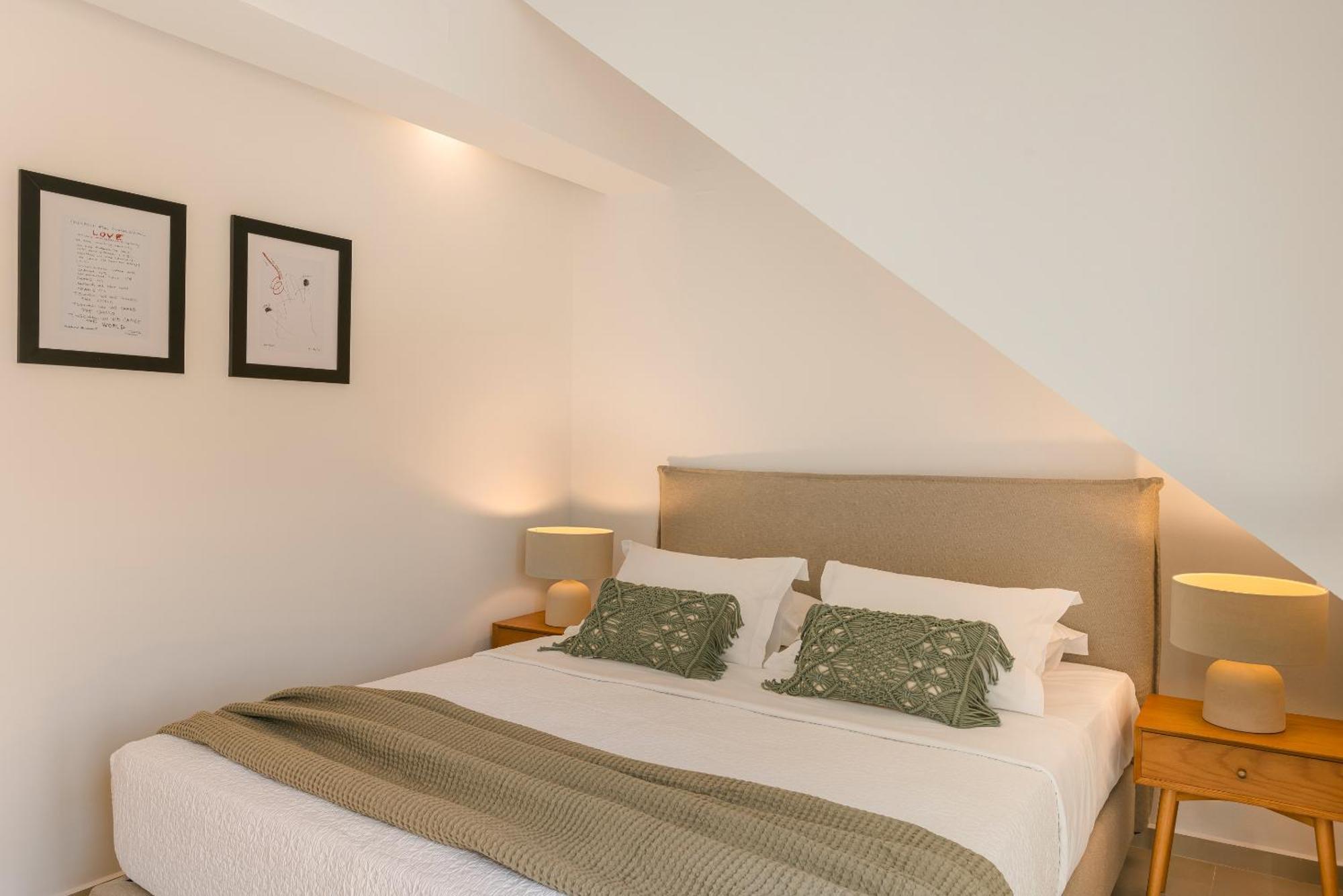 Cobi Maisonette Apartment