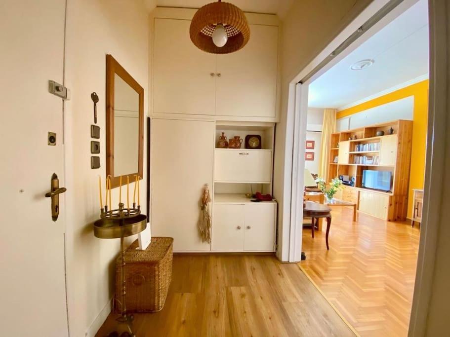 Unique Cozy 1bedroom Apartment-athenian Modernism Apartment Athens