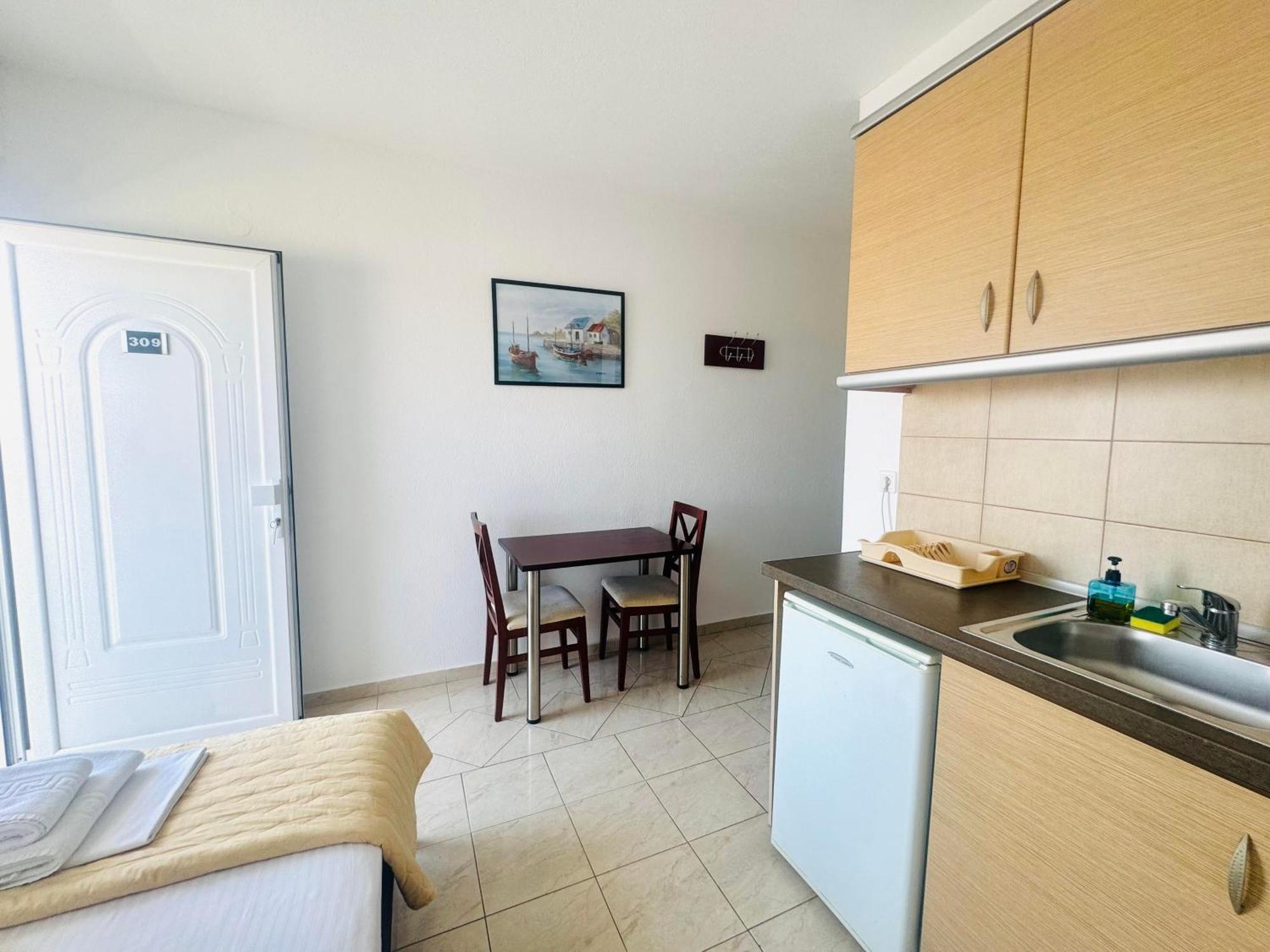 Melis Studios Kallithea (Chalkidiki)