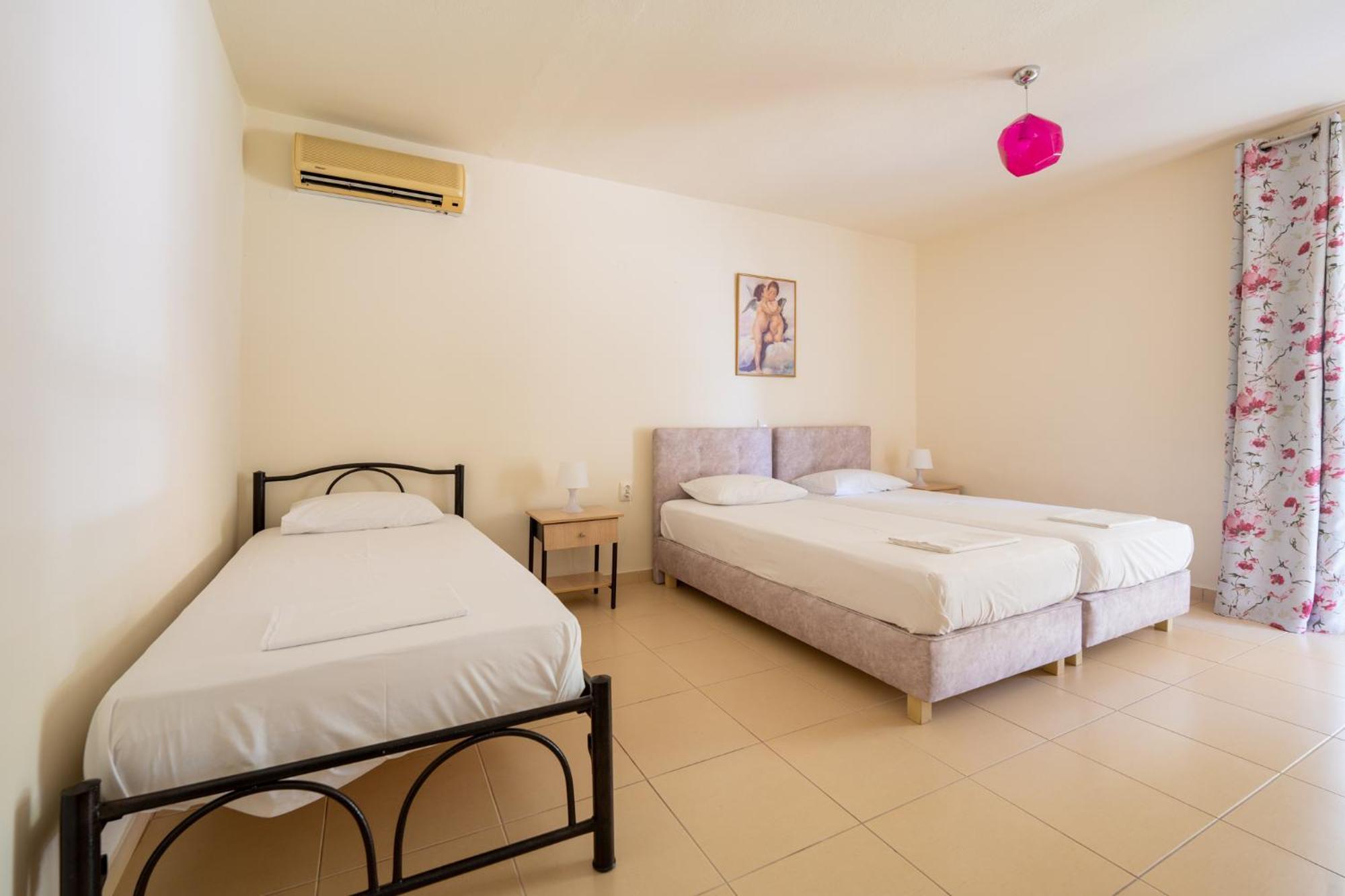 Kokkos Brothers Aparthotel