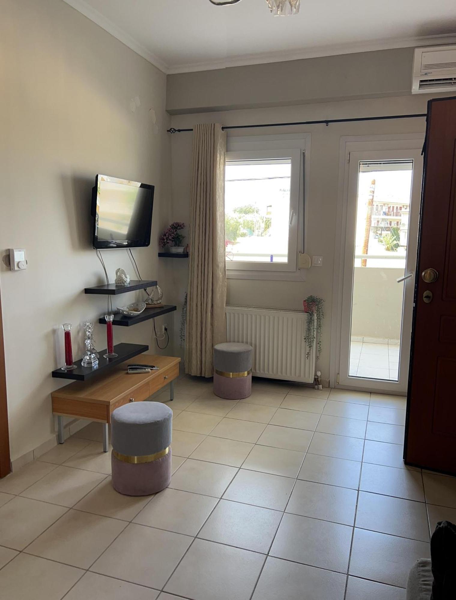 Maniola's Apartment *