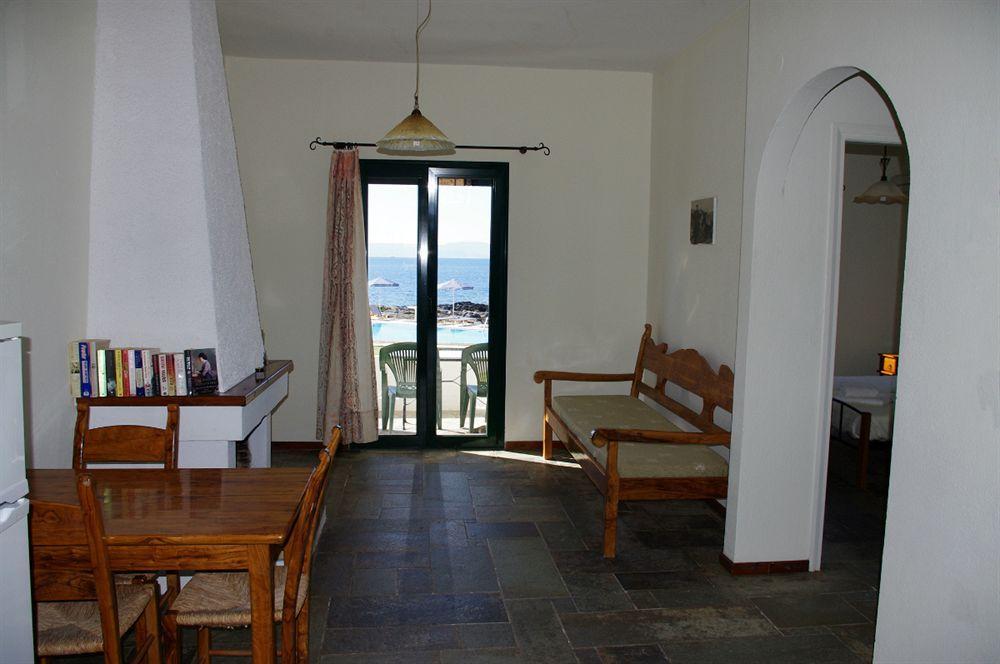 Vlamis Villas *