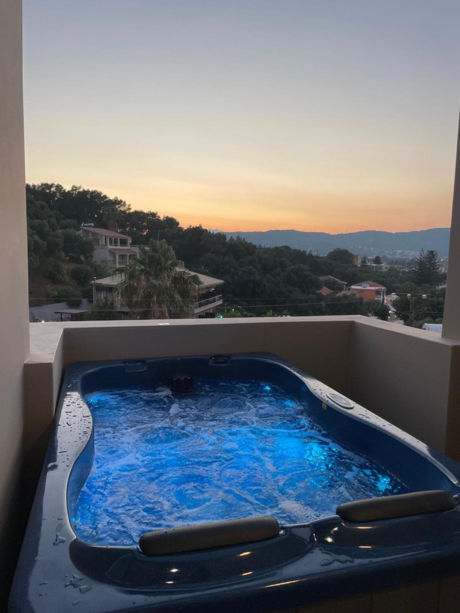 Hotel Palms And Spas Retreat Mesongi
