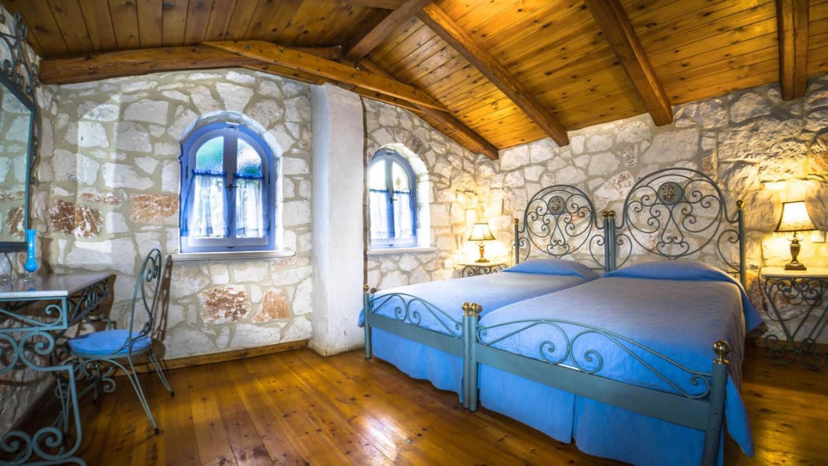Villa Aresti Mountain