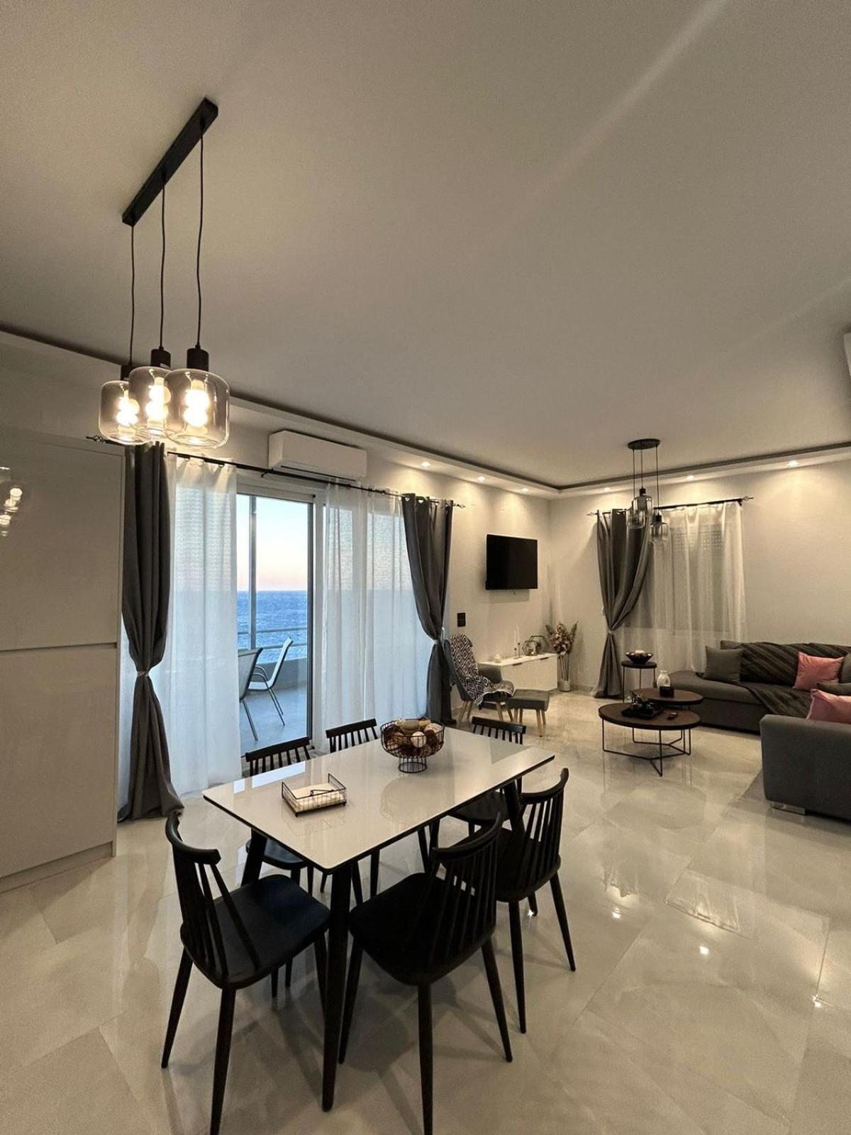 Seafront House With Private In South Crete Apartment *