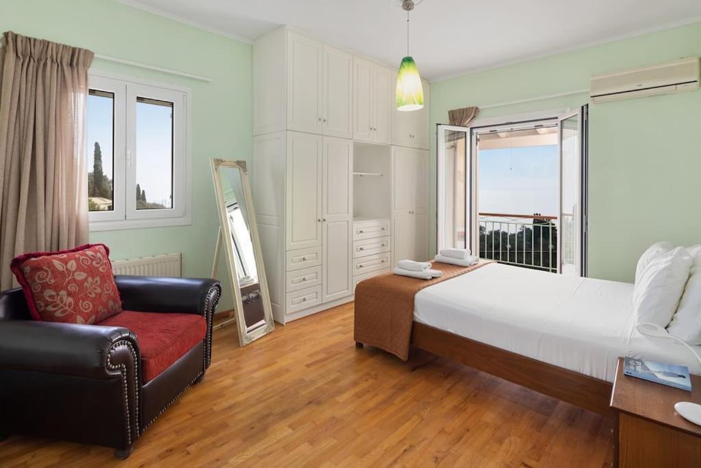 Ionian Blue Villa Perama (Corfu)
