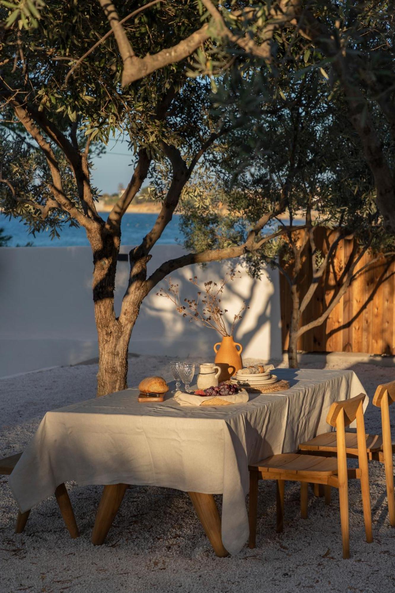 Villa Bozonos Slow Living - Seaside Simplicity