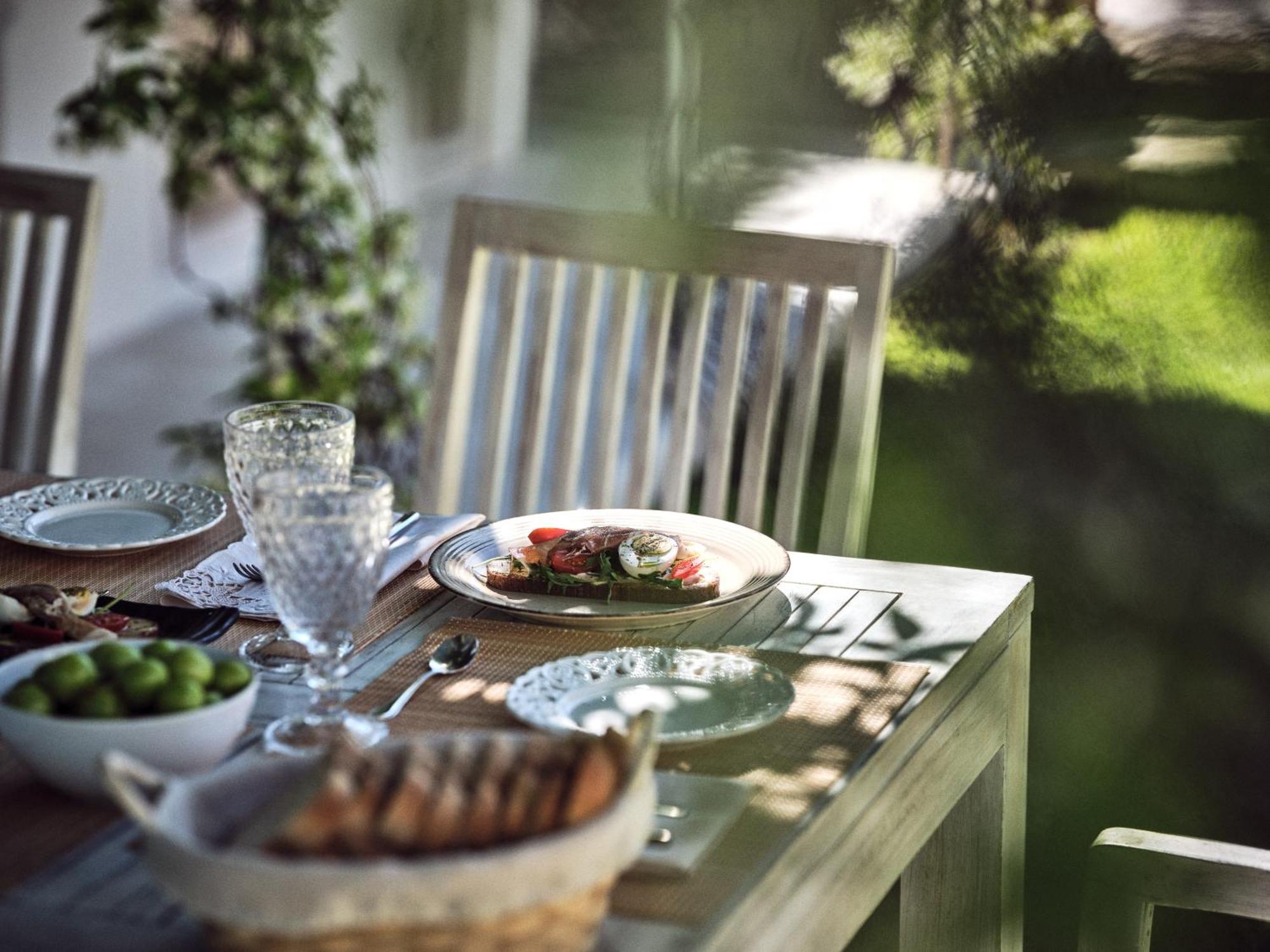 Bozonos Slow Living - Seaside Simplicity *