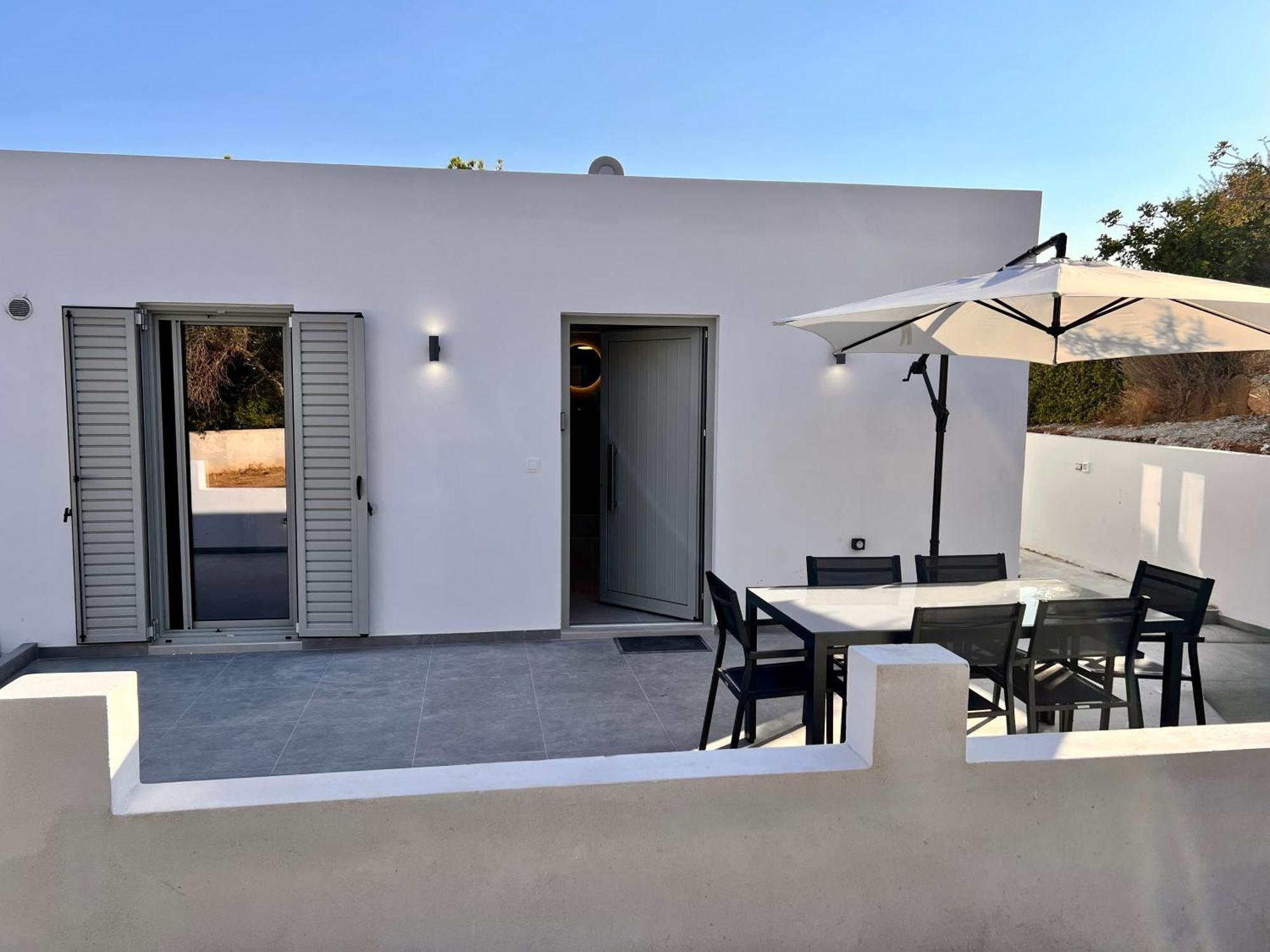 Villa Black Swim Cretan Achlia