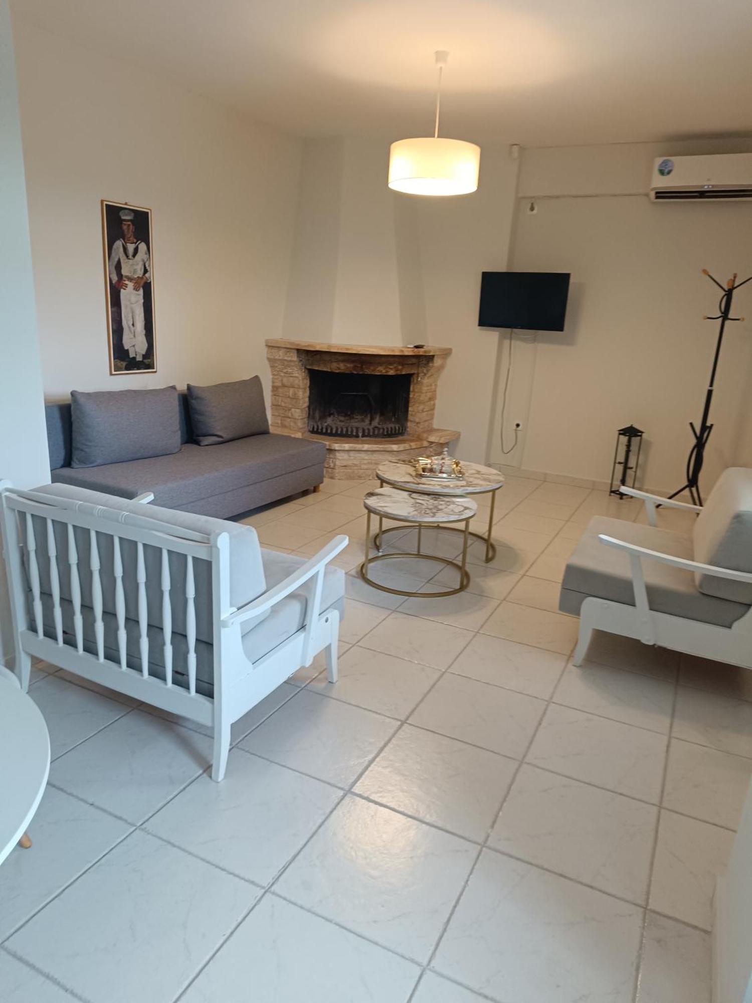 Olive & Garden Holiday home Nea Moudania