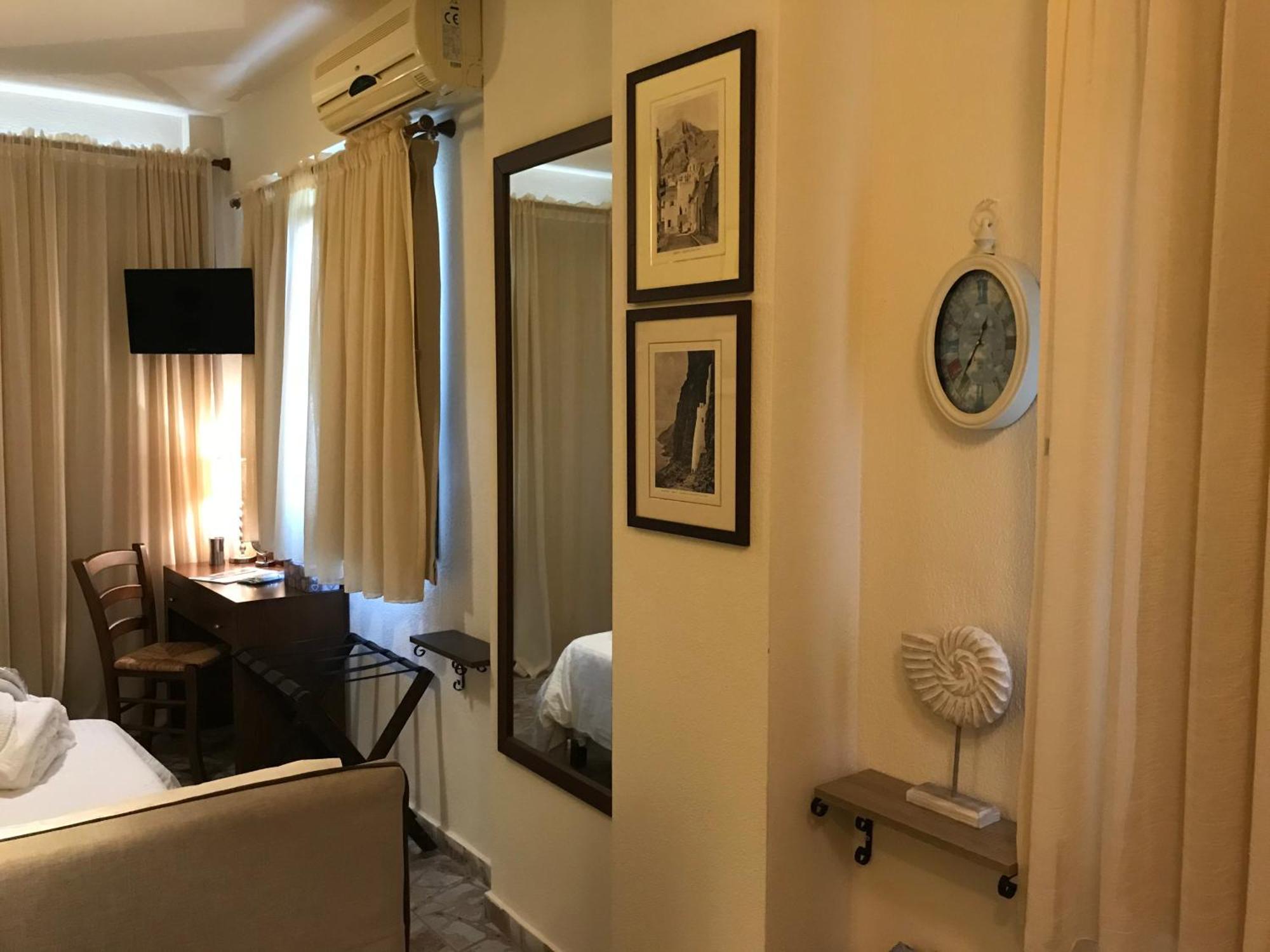 Aparthotel Palamidi 3*