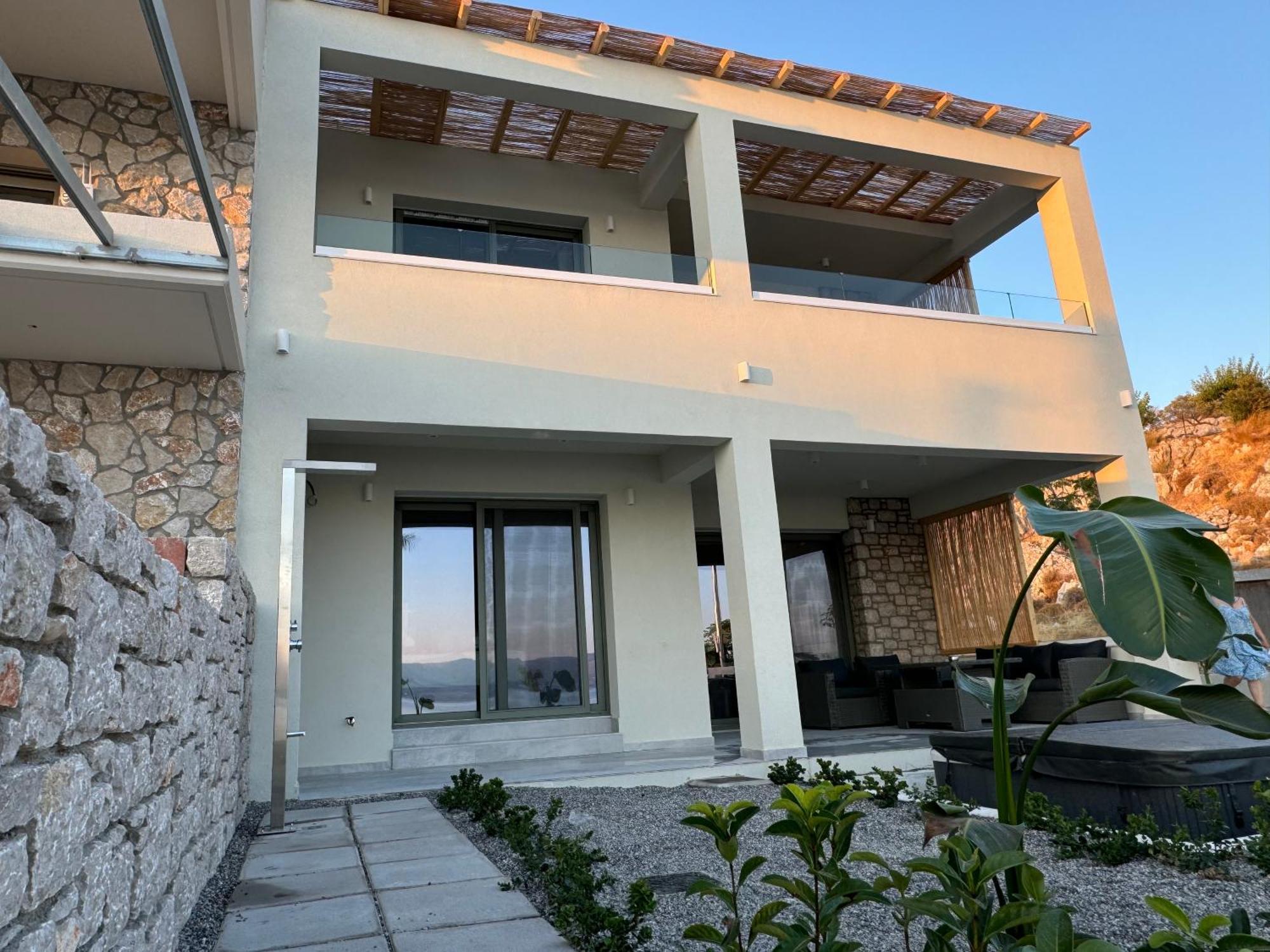 Sirin Luxury Groundfloor Apartment Haraki