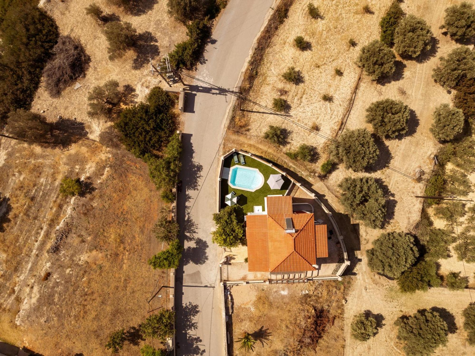 Eleni - With Private Pool