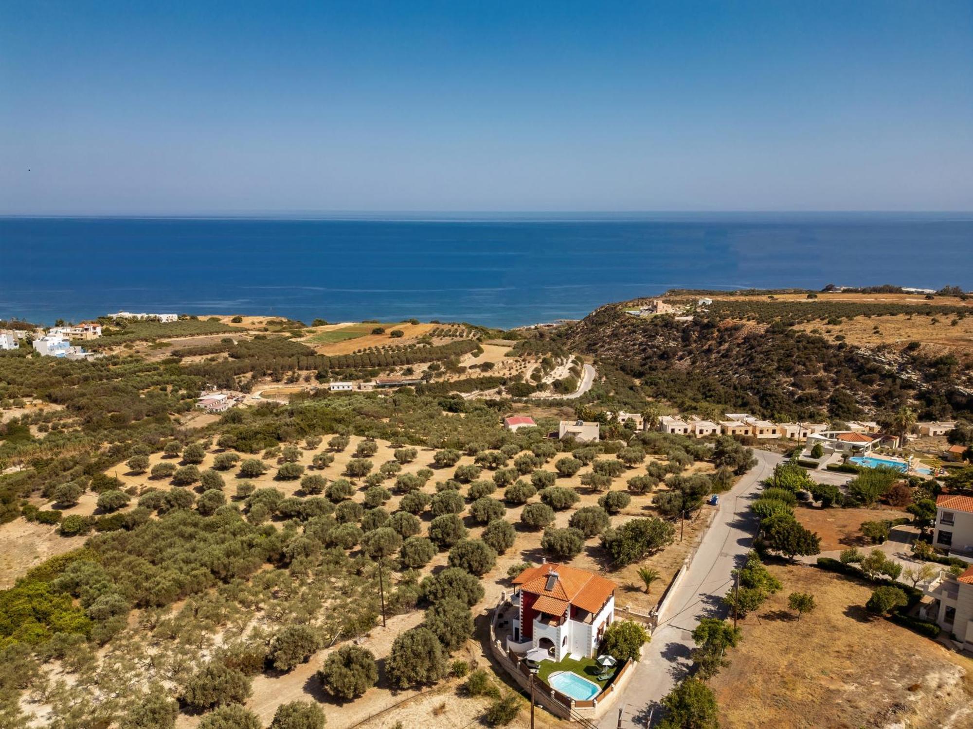 Eleni - With Private Pool Villa