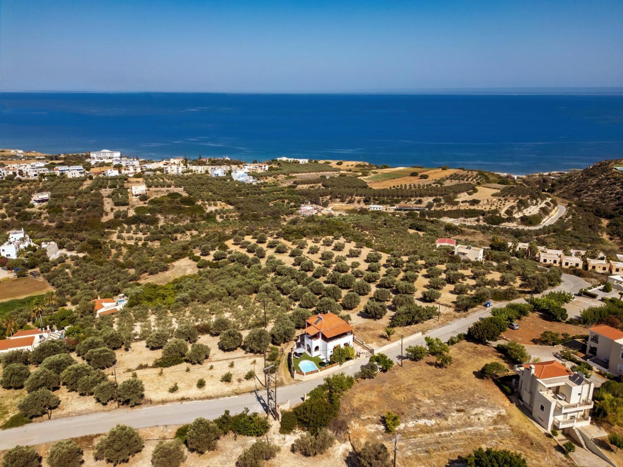 Eleni - With Private Pool Villa Prinos (Crete)