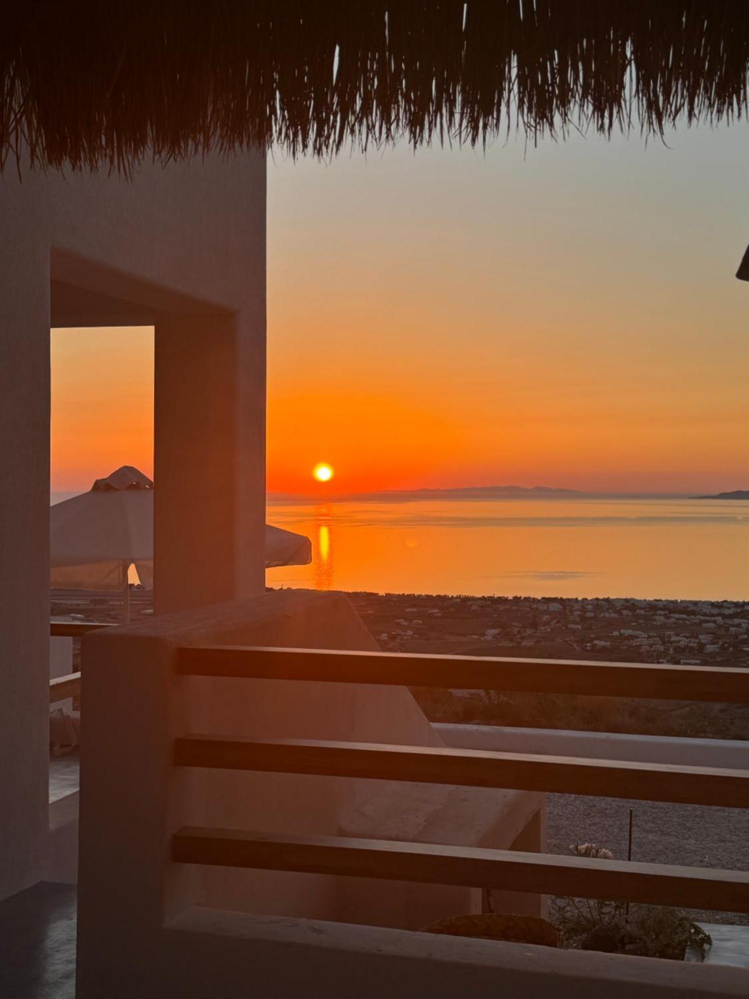 Ico Santorini Apartment